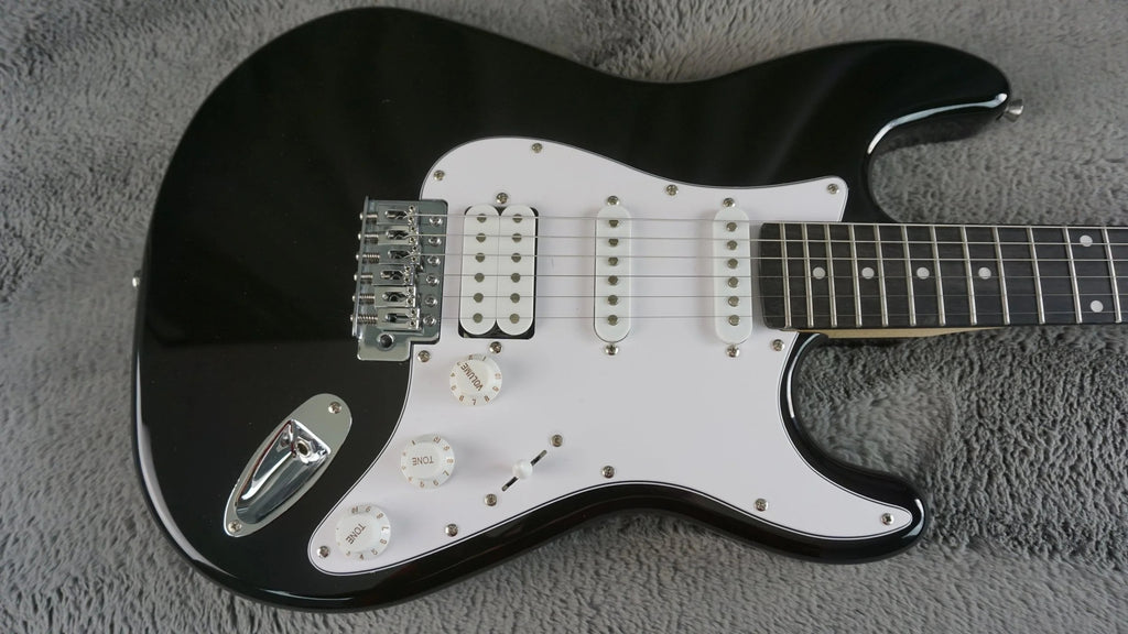 Donner Standard Series HSS Strat-Style Electric Guitar – Black – Gig Bag