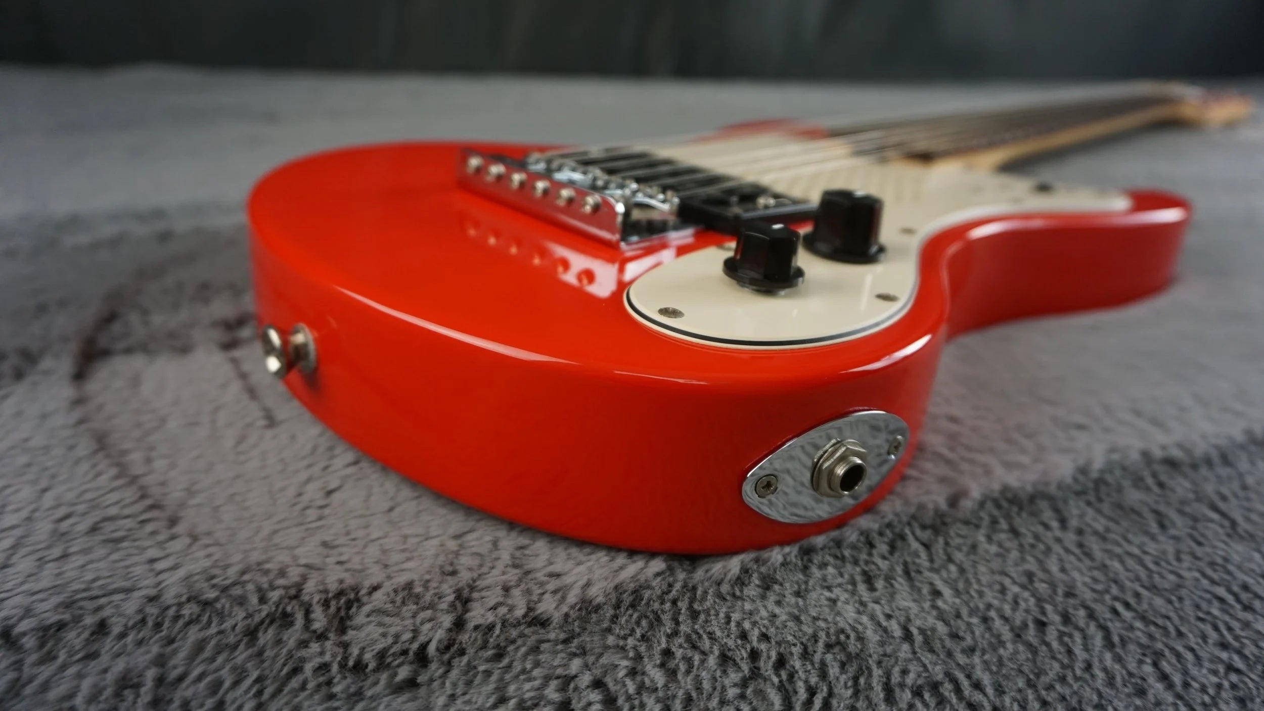 Marine Rider Travel Electric Guitar w/ Built-In Speaker – Compact Practice Guitar – Red