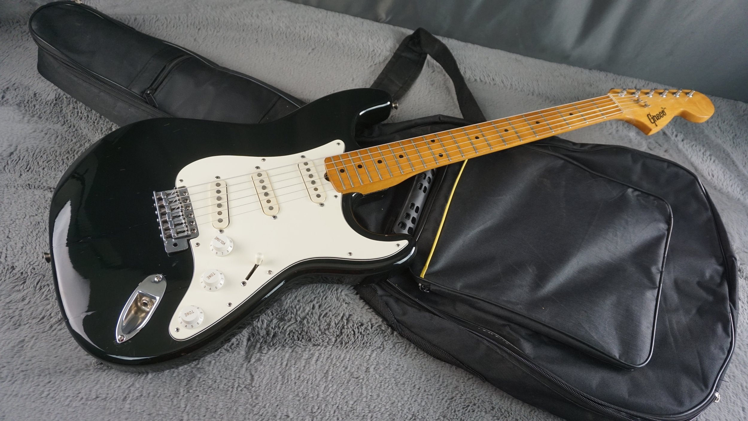 Greco S-Style Electric Guitar MIJ Matsumoku Japan w/ Gig Bag – Repaired Body Cracks