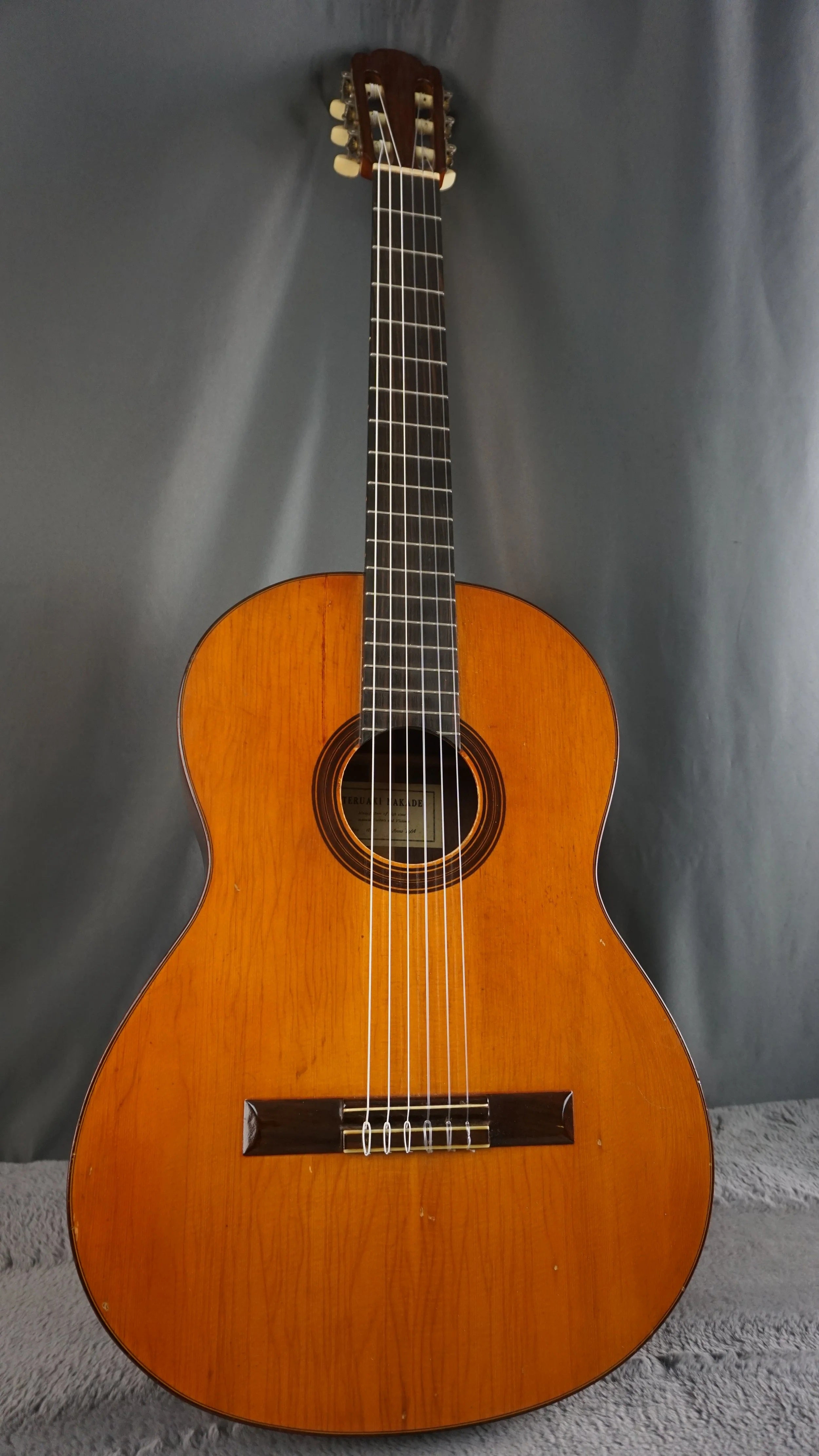 Teruaki Nakade No. 20 Classical Guitar 1964 Tokyo Handmade w/ Hard Case – Refret, Crack Repair, Setup