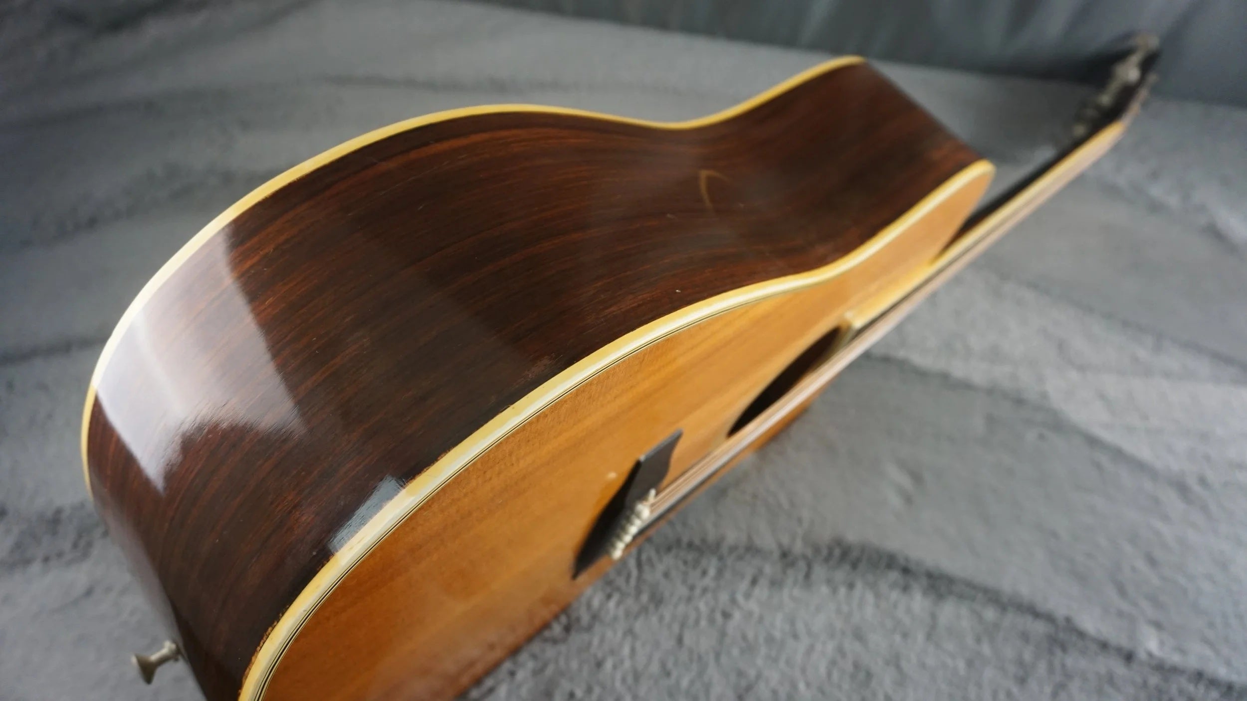 Billy Custom Japan Acoustic Guitar w/ Hard Case