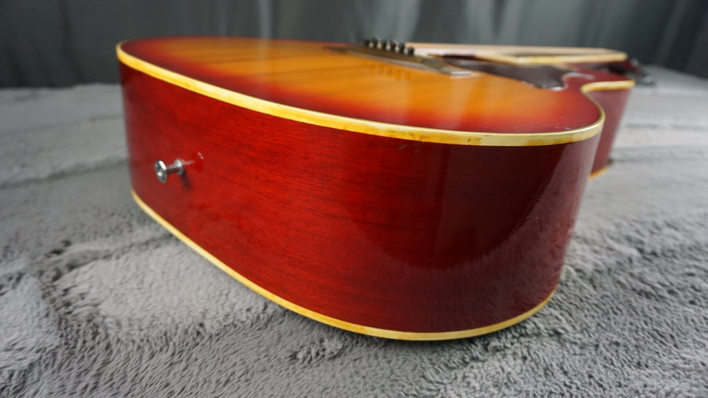 Kiso Suzuki W-65H Japan Dove Style Sunburst Acoustic w/ Hard Case