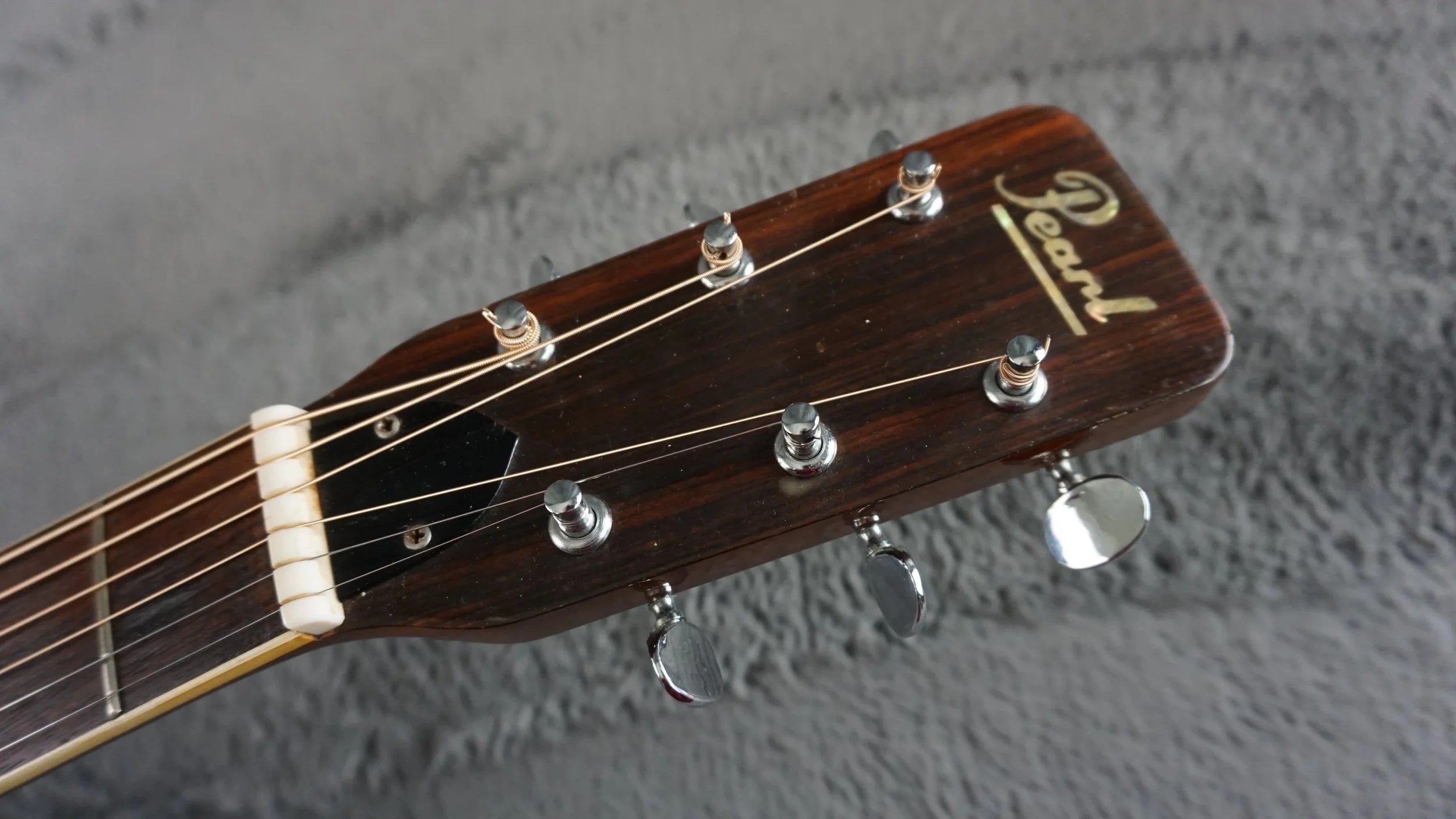 Pearl PF-620 Japan Acoustic Guitar