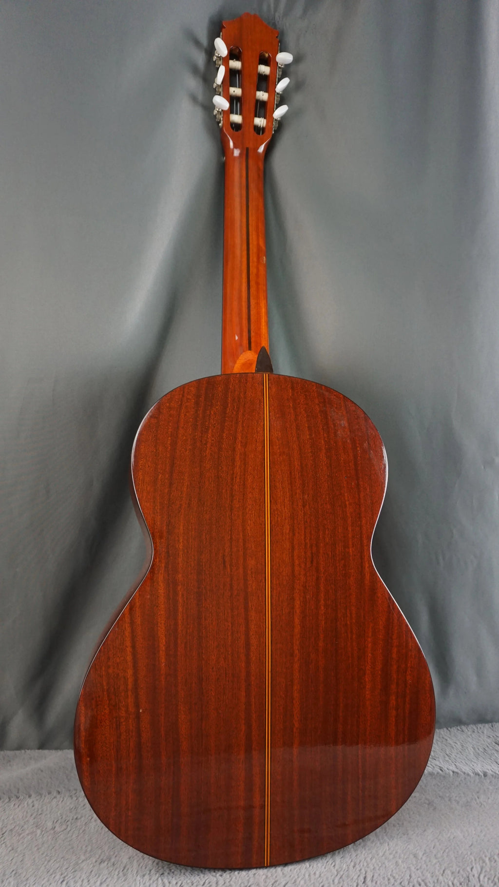 Morris M-15 Japan Classical Guitar