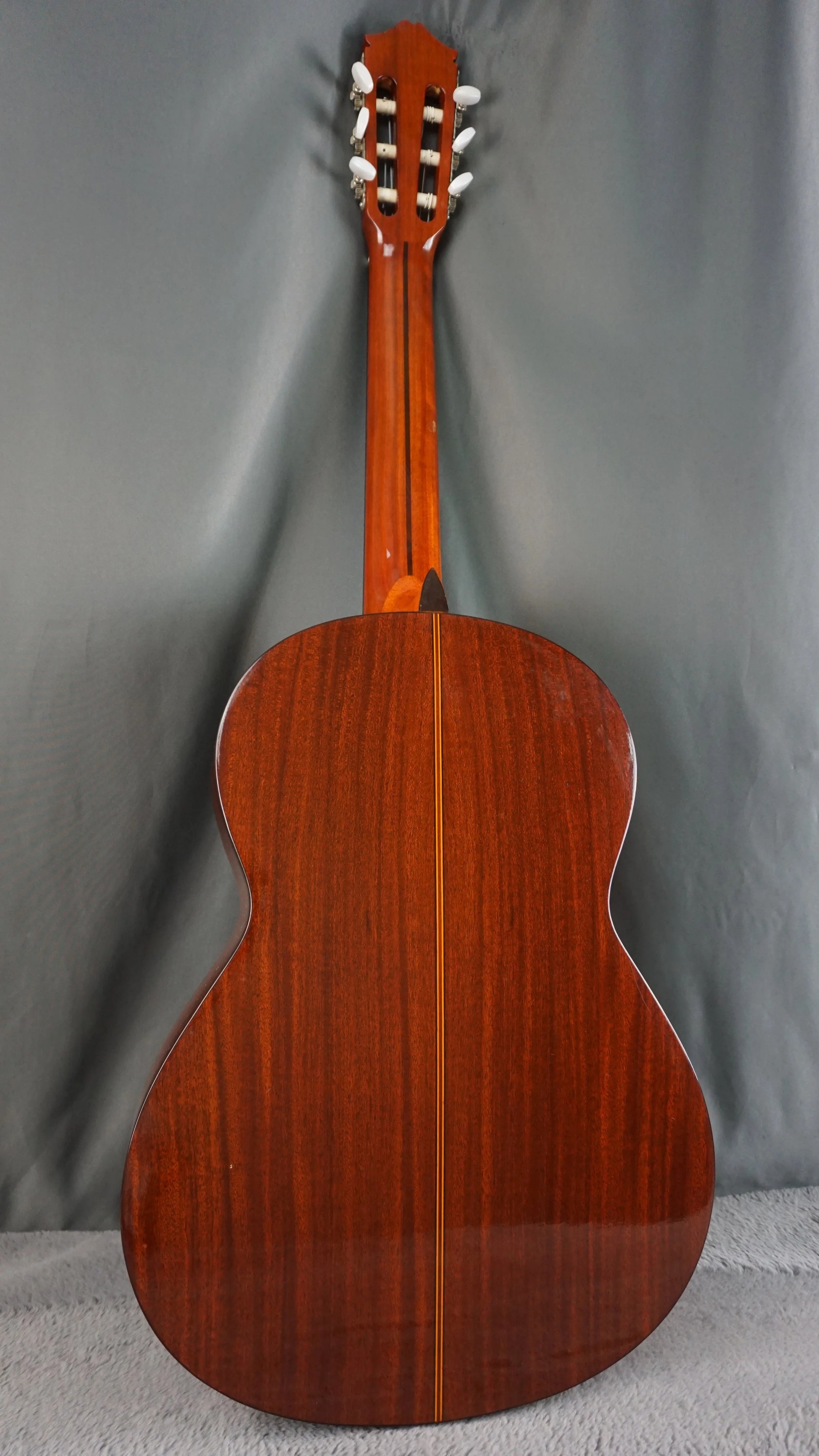 Morris M-15 Japan Classical Guitar