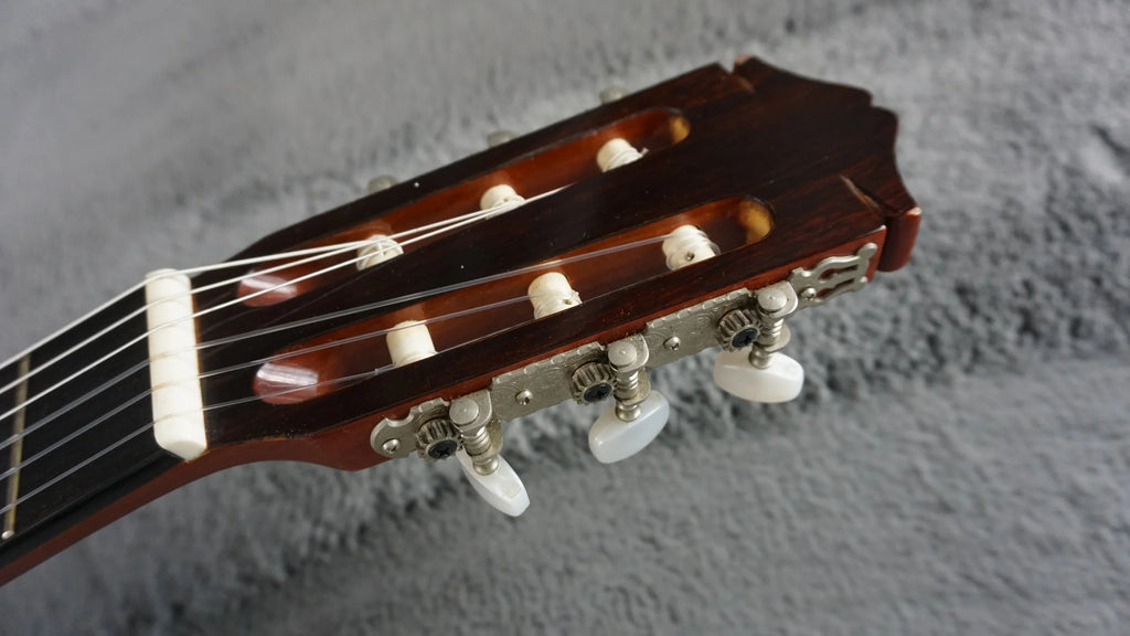Morris M-15 Japan Classical Guitar