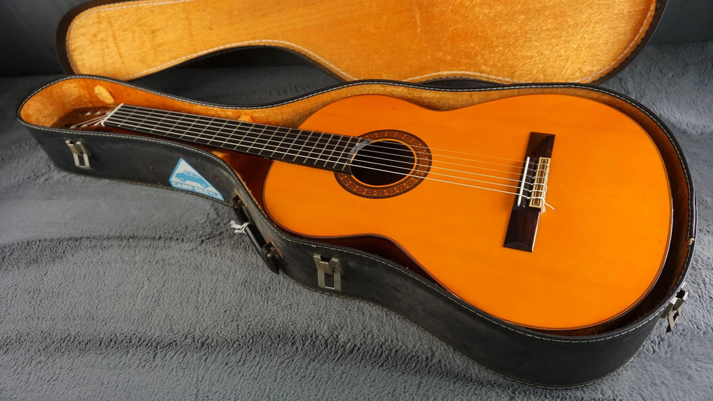 Morris M-15 Japan Classical Guitar