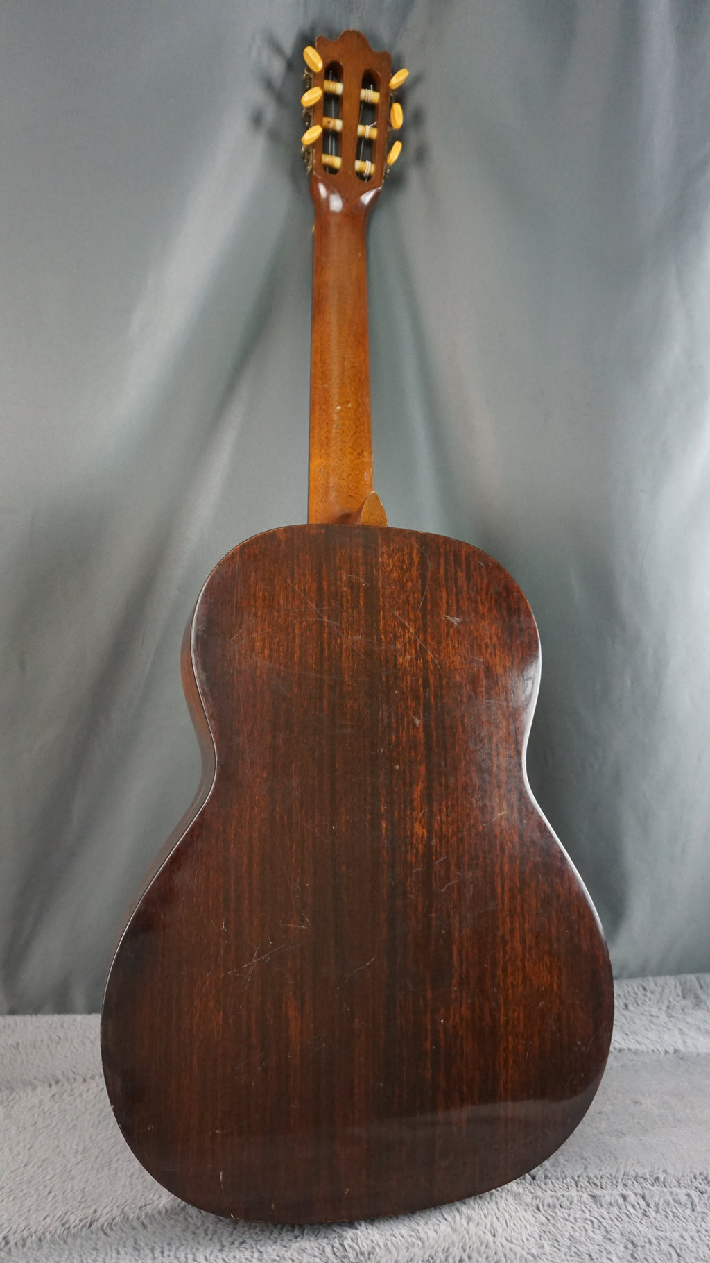 Vintage Japanese Handmade Classical Guitar c. 1960s–70s – Solid Top – Project