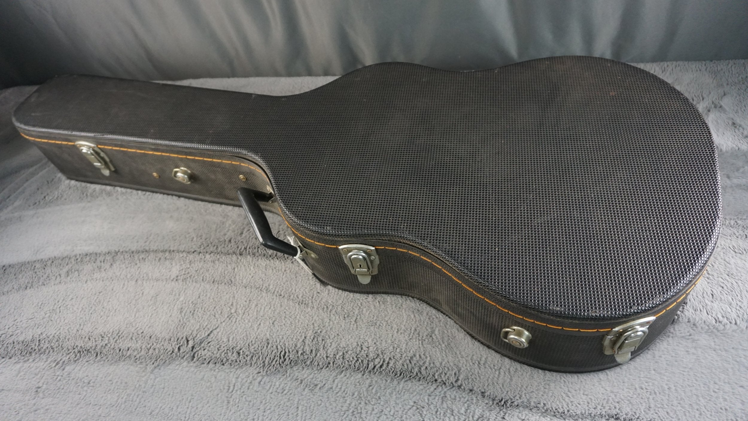 Vintage Japanese Handmade Classical Guitar c. 1960s–70s – Solid Top – Project
