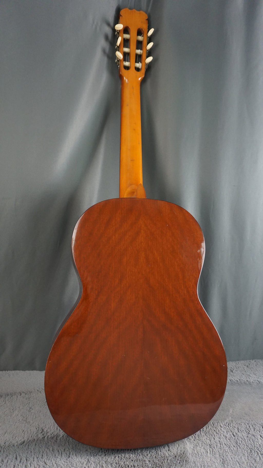Suzuki No. 4-R Japan Classical Guitar