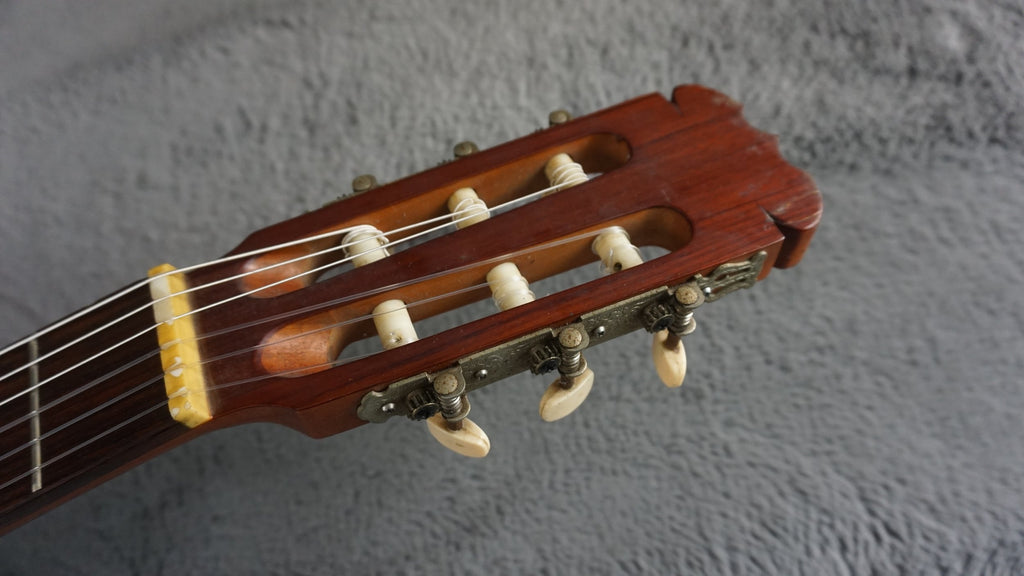 Suzuki No. 4-R Japan Classical Guitar
