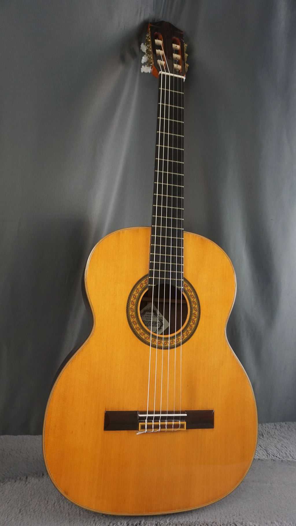 Fernandes GC-15 Hand Made Classical Japan w/ Case