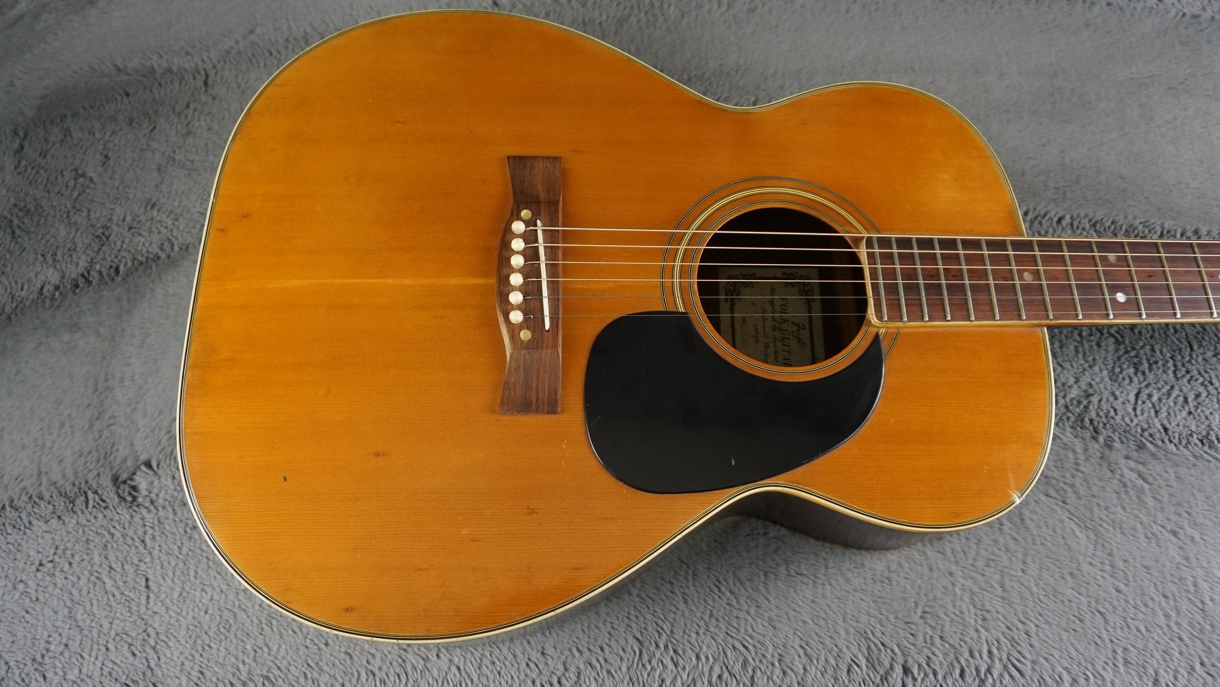 Fuji F200 Japan Acoustic Guitar