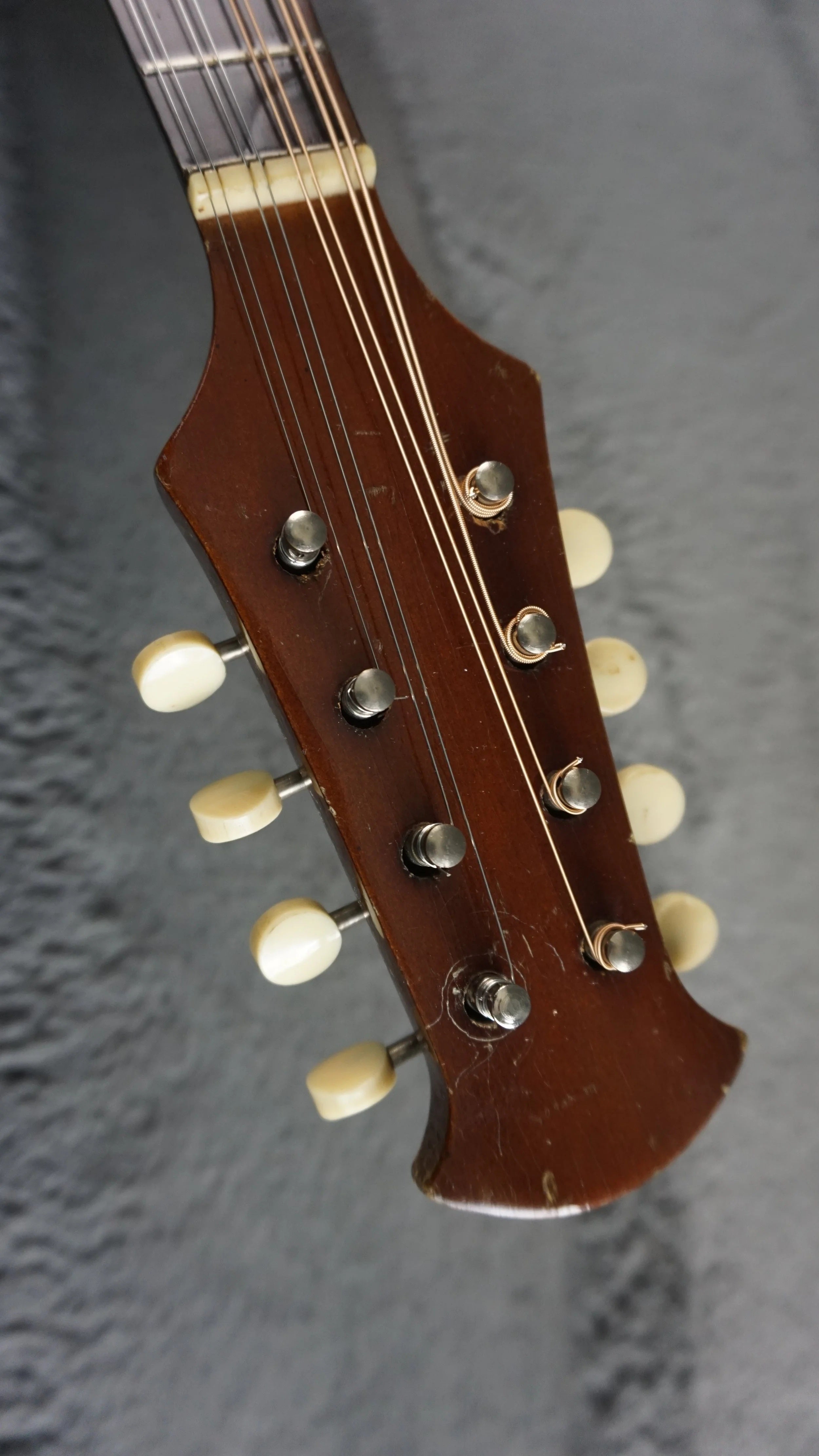 Suzuki Mandolin No. 201 Japanese Bowl Back Mandolin w/ Hard Case
