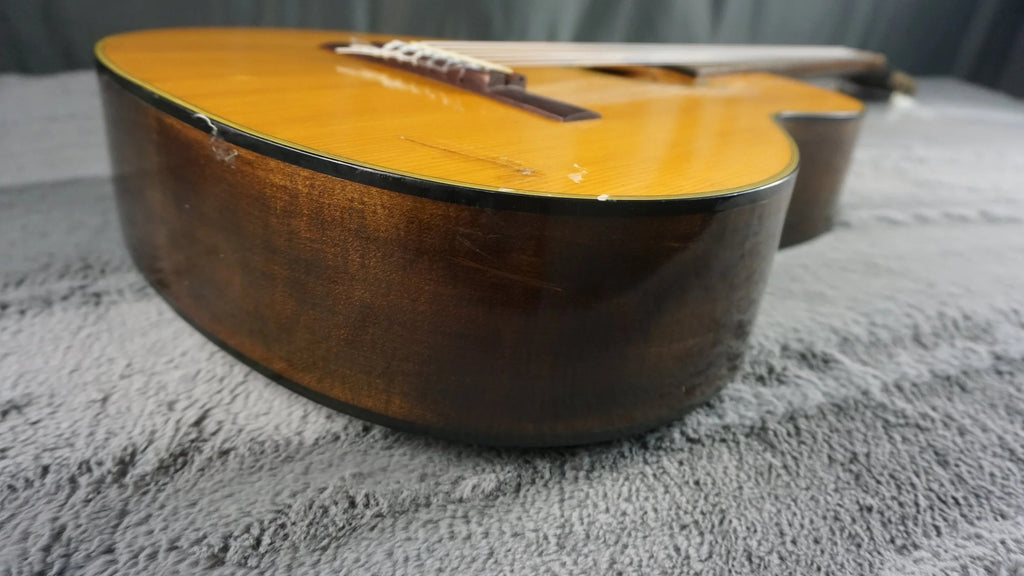 Yairi Guitar No. 500 1962 Classical Guitar Japan w/ Hard Case