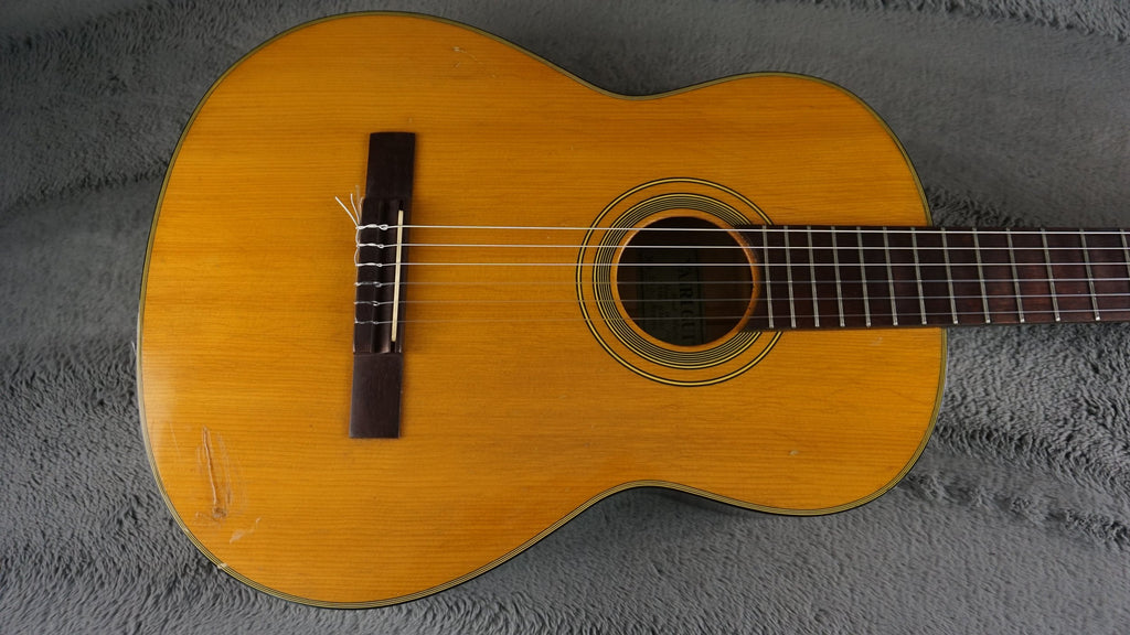 Yairi Guitar No. 500 1962 Classical Guitar Japan w/ Hard Case
