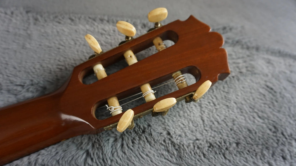 Tokai L-70 Vintage Classical Guitar – Made in Japan – Tokai Gakki – Solid Top