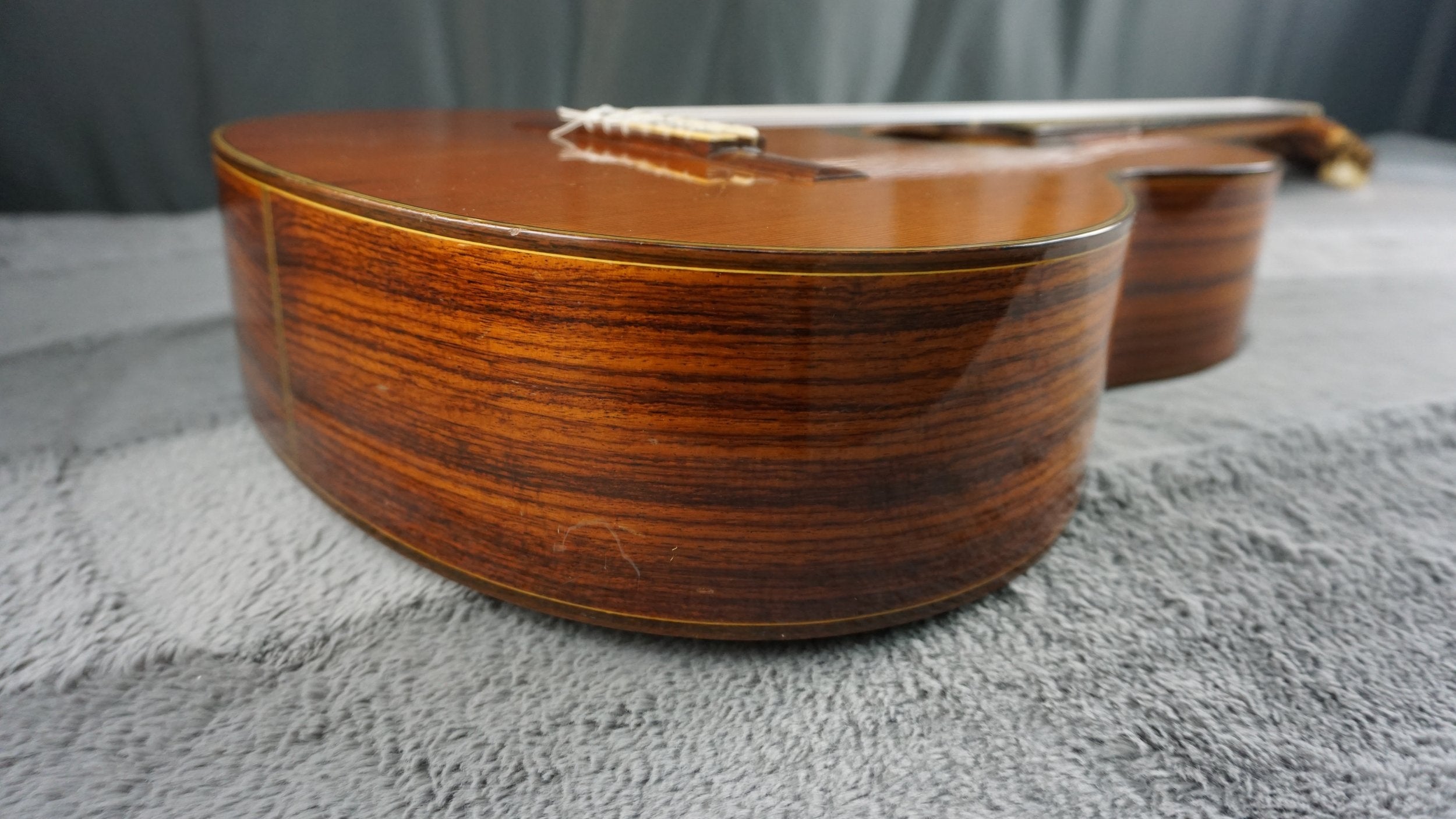 Yamaha C-300 Vintage Classical Guitar – MIJ Nippon Gakki – Solid Spruce Top w/ Case