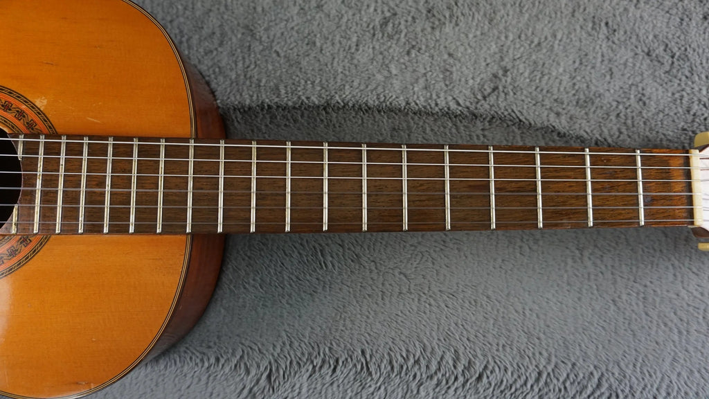 Vintage Japanese Classical Guitar – Suzuki / Nagano-Built – Made in Japan – 1960s MIJ Nylon – w/ Hard Case