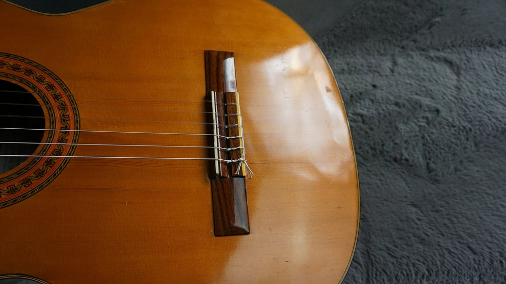 Vintage Japanese Classical Guitar – Suzuki / Nagano-Built – Made in Japan – 1960s MIJ Nylon – w/ Hard Case