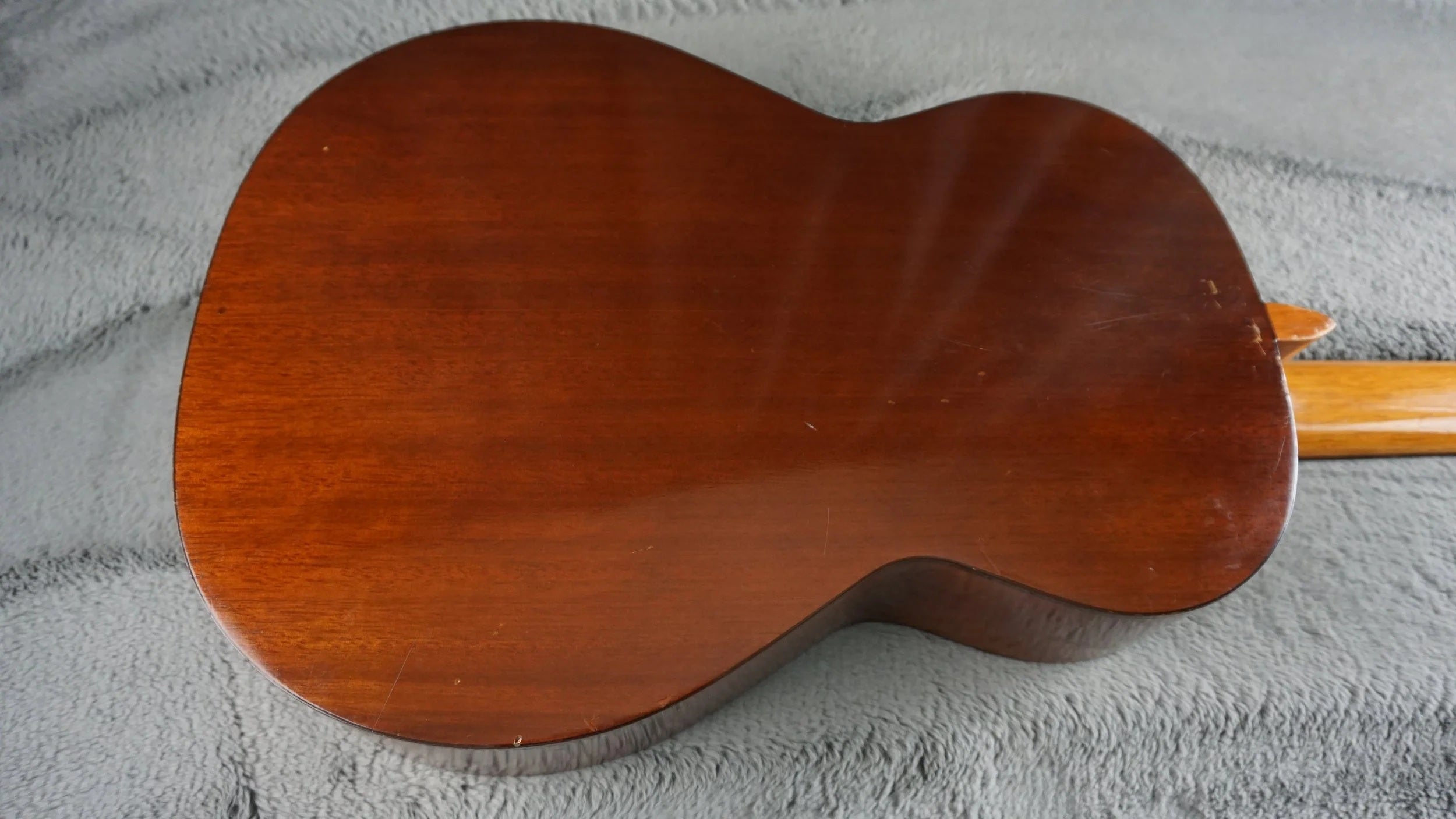Vintage Japanese Classical Guitar – Suzuki / Nagano-Built – Made in Japan – 1960s MIJ Nylon – w/ Hard Case