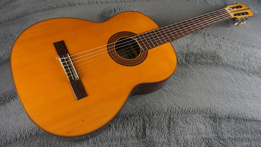 Terada No. 800 Classical Guitar – Made in Japan – Vintage MIJ Nylon – w/ Hard Case
