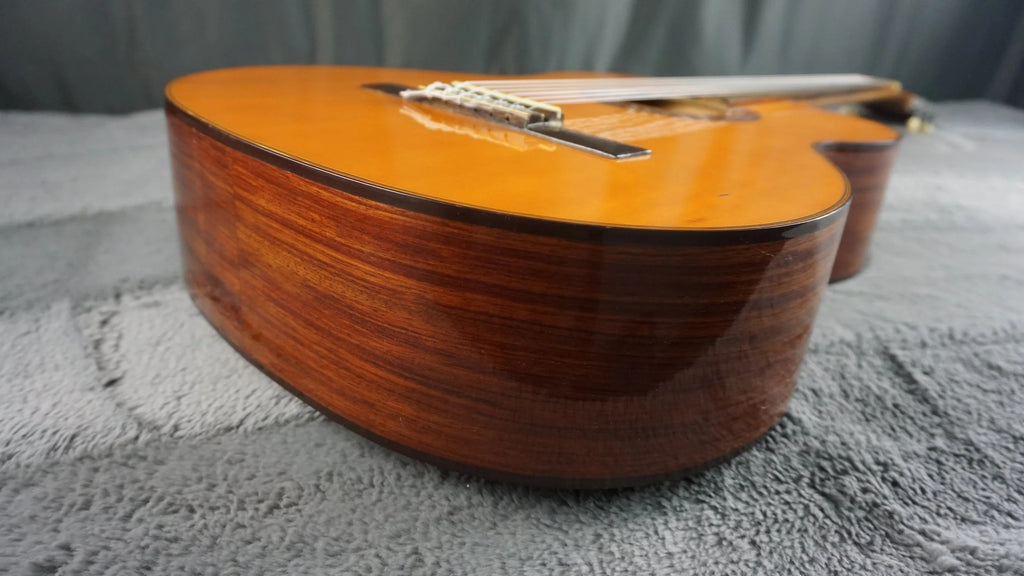 Terada No. 800 Classical Guitar – Made in Japan – Vintage MIJ Nylon – w/ Hard Case