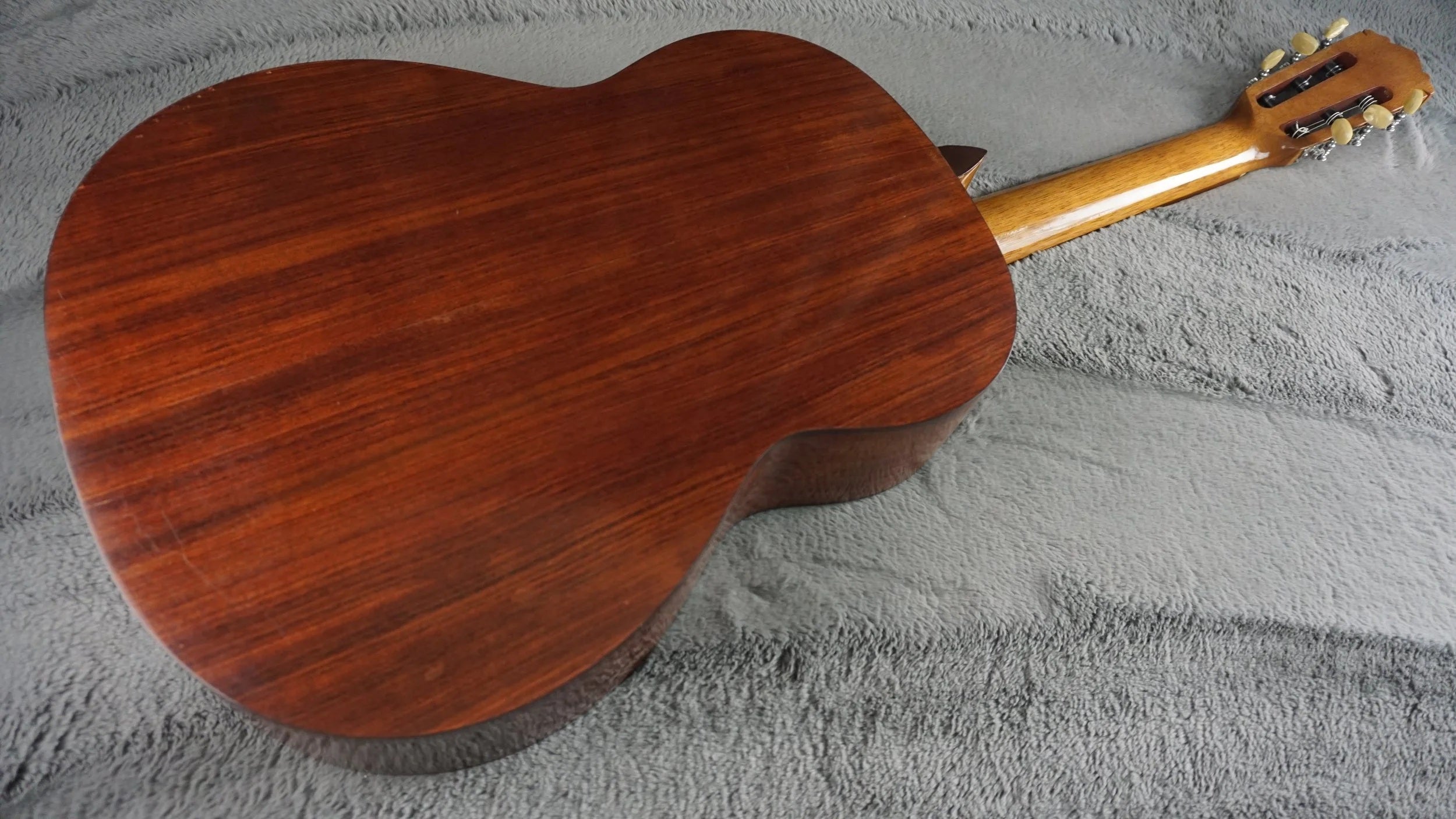 Terada No. 800 Classical Guitar – Made in Japan – Vintage MIJ Nylon – w/ Hard Case