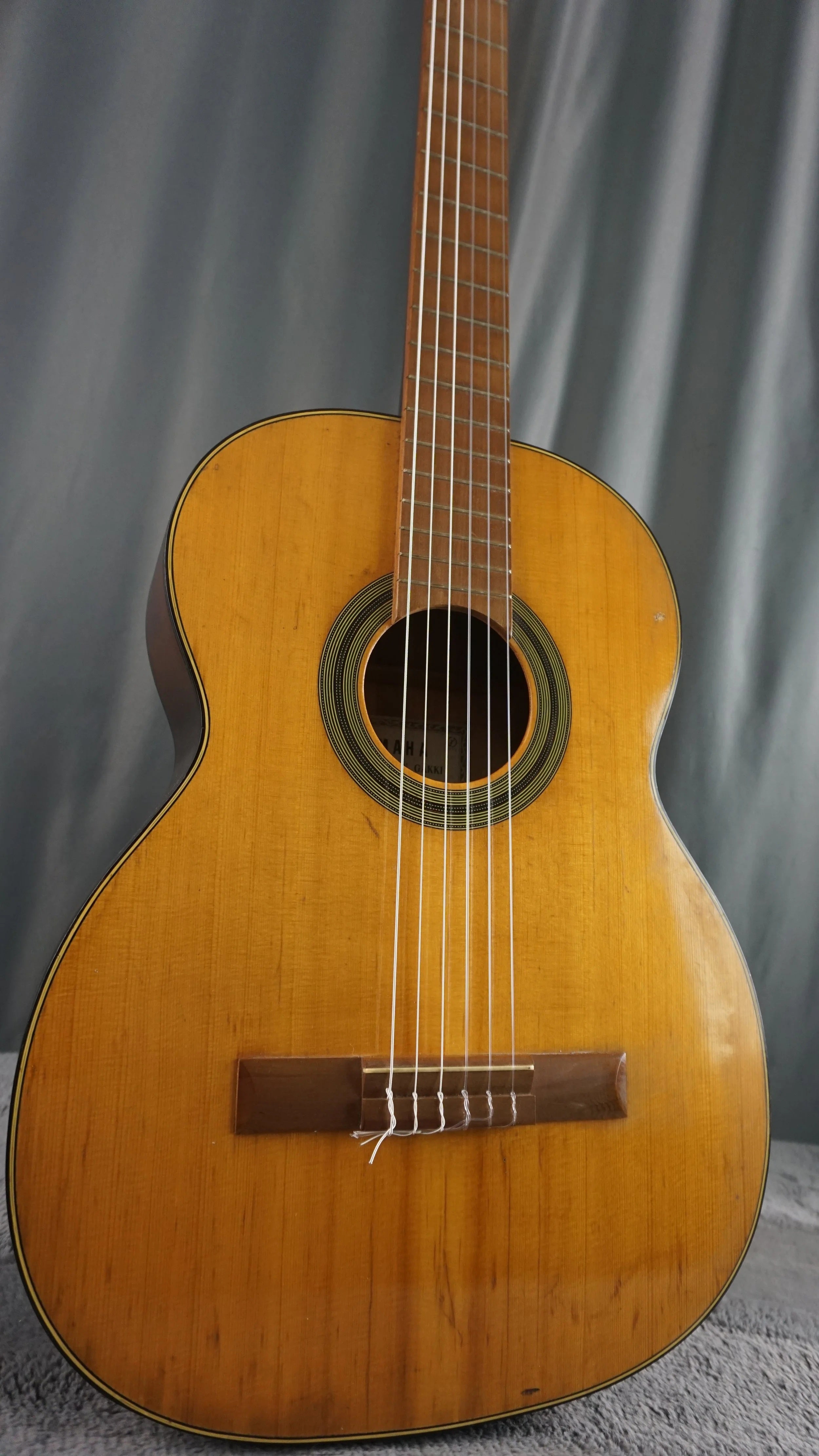 Yamaha No. 60 Classical Guitar – Made in Japan – Vintage Nippon Gakki
