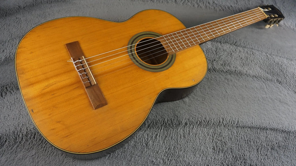 Yamaha No. 60 Classical Guitar – Made in Japan – Vintage Nippon Gakki