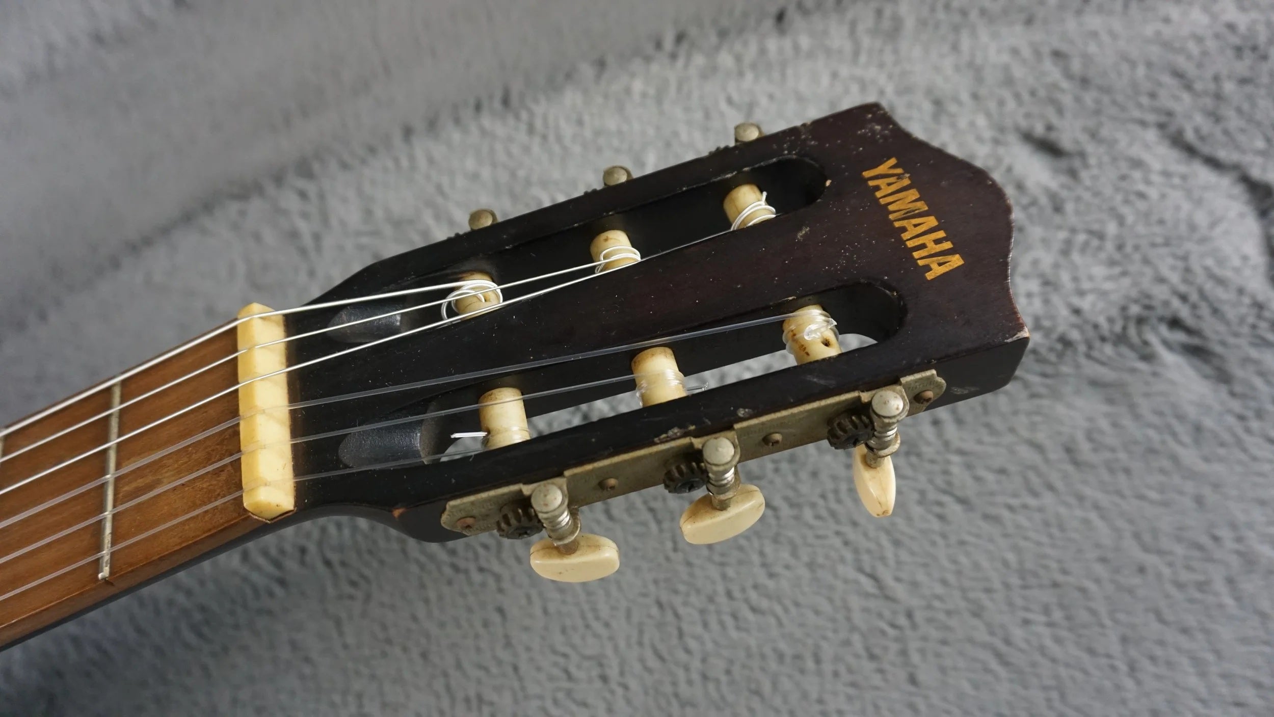 Yamaha No. 60 Classical Guitar – Made in Japan – Vintage Nippon Gakki