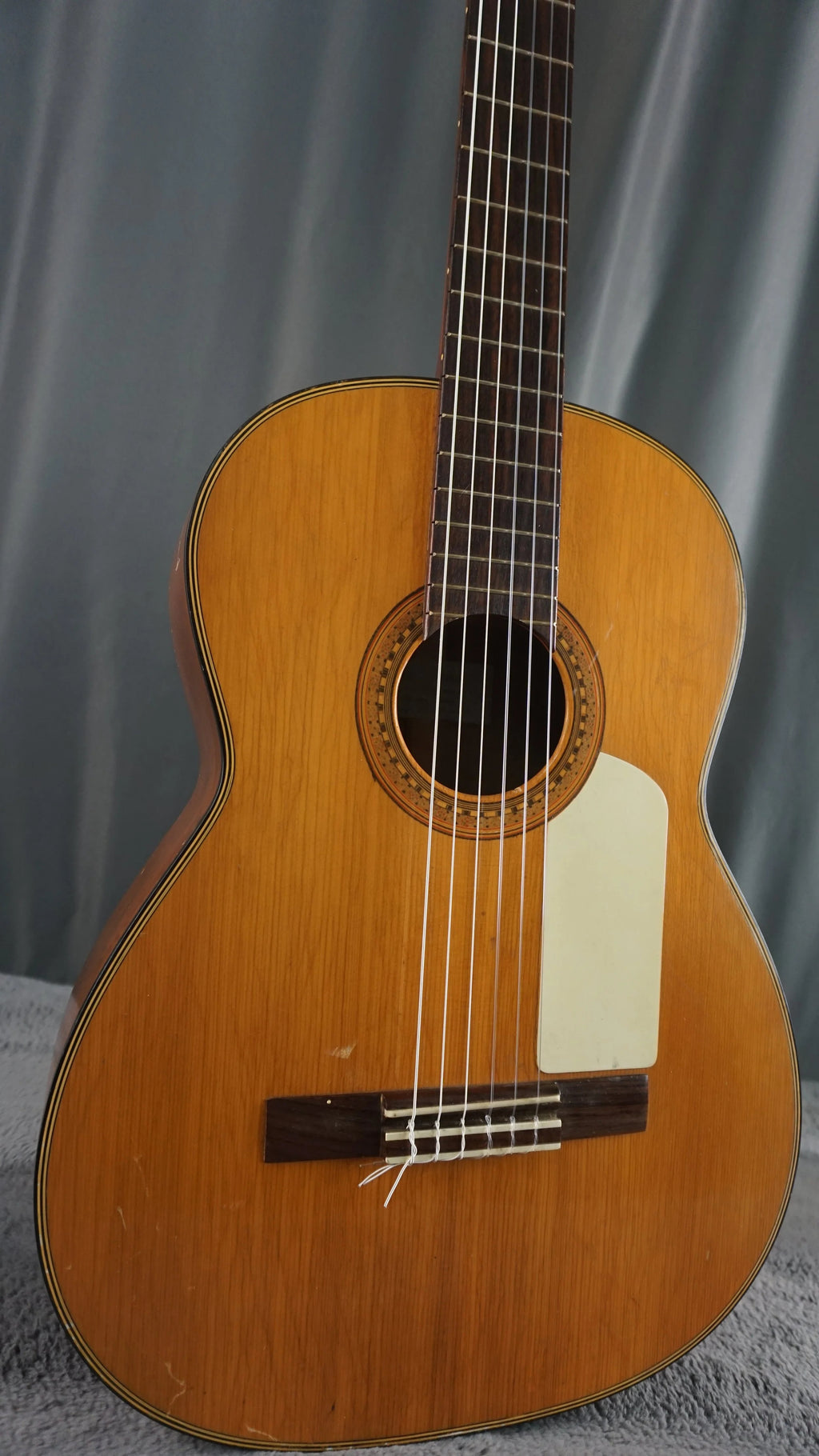 1966 Kazuo Hashimoto Classical Guitar – Handcrafted in Japan – No. 63