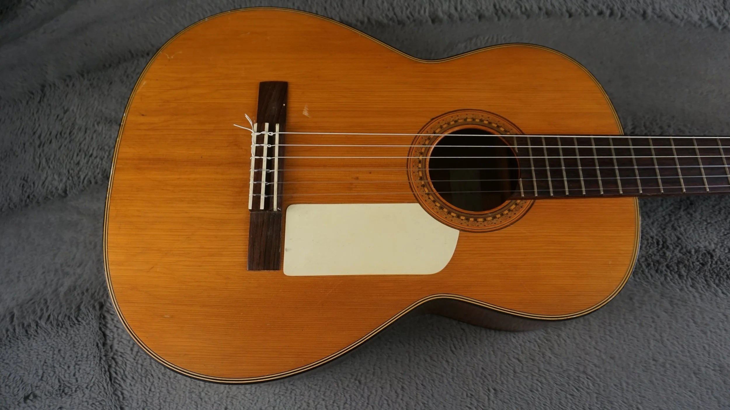 1966 Kazuo Hashimoto Classical Guitar – Handcrafted in Japan – No. 63