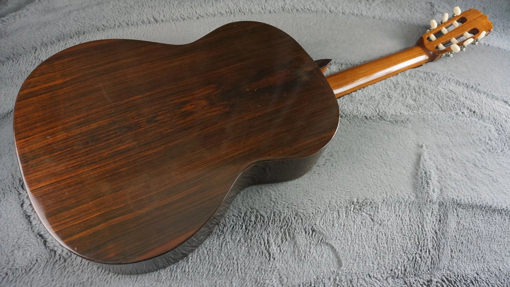 Aria M-18 Classical Guitar – Made in Japan – Solid Spruce Top – With Original Hard Case