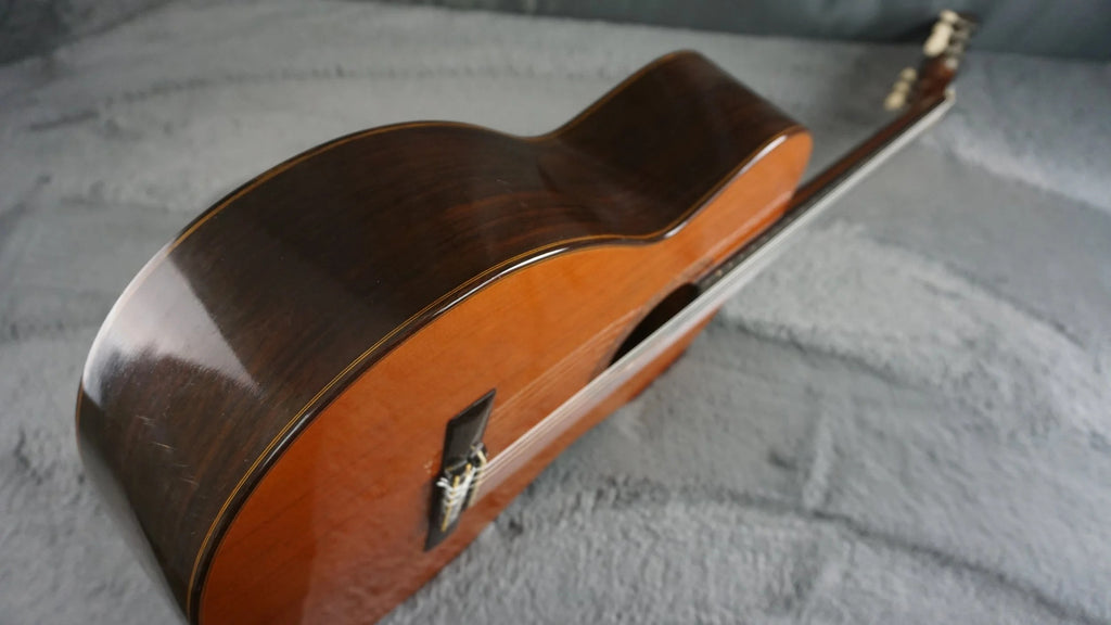 Aria M-18 Classical Guitar – Made in Japan – Solid Spruce Top – With Original Hard Case