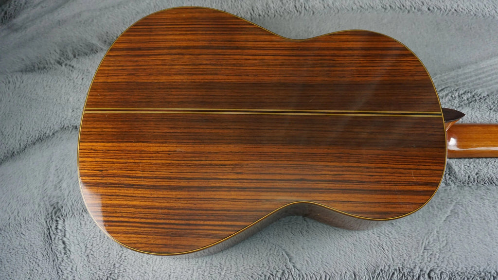 Yamaha C-300 Classical Guitar MIJ w/ OHSC – Nippon Gakki Era – Solid Top
