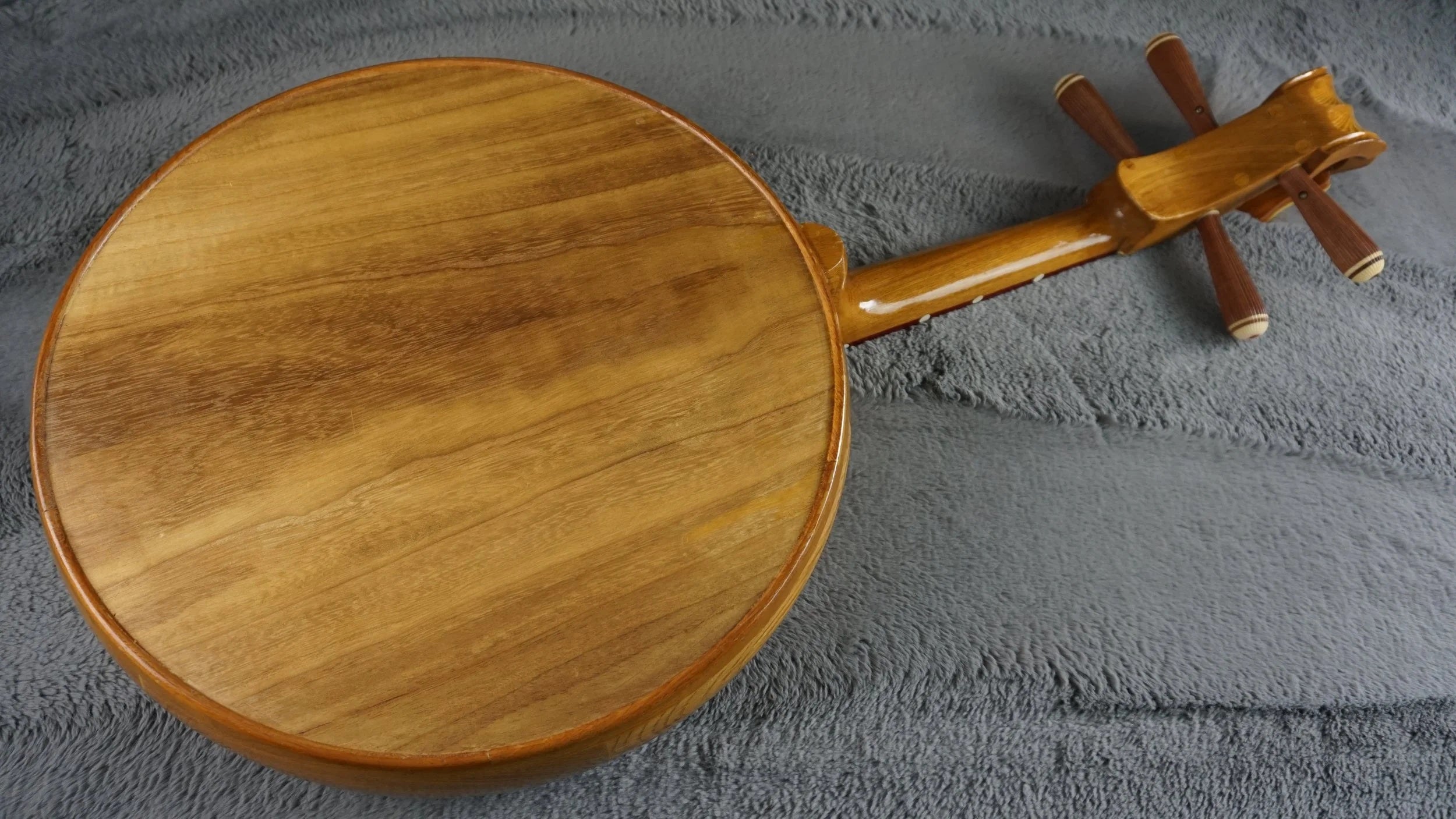 Handmade Chinese Zhongruan (中阮) – 4-String Traditional Lute – Bone Frets – With Case