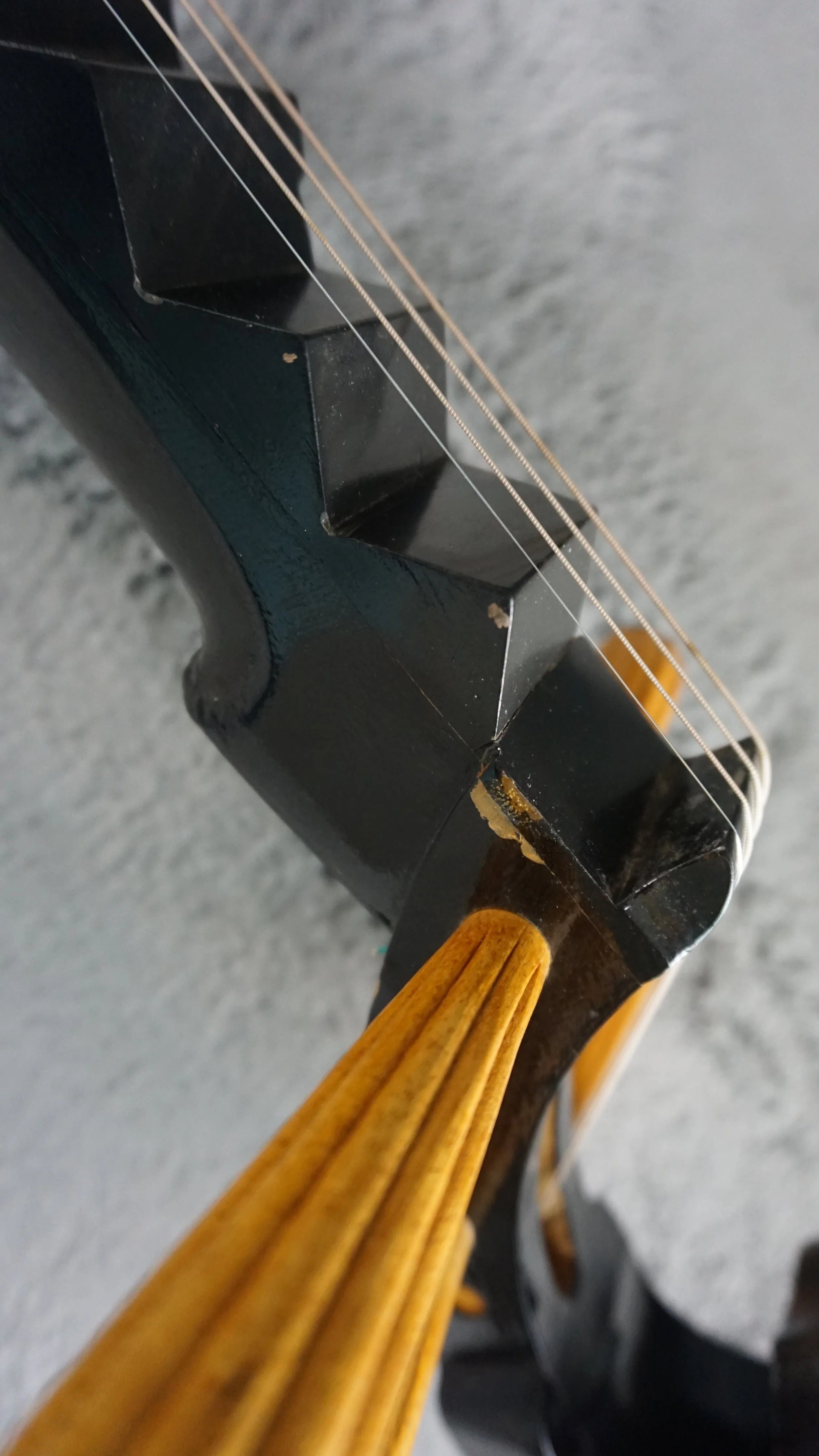 Handmade Chinese Pipa (4-String Lute) w/ Hard Case – Carved Frets, Solid Wood Body