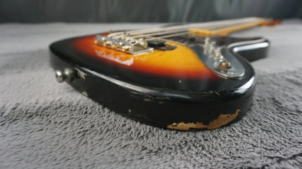 Vintage MIJ Offset 4-String Bass Sunburst – 30" Short Scale