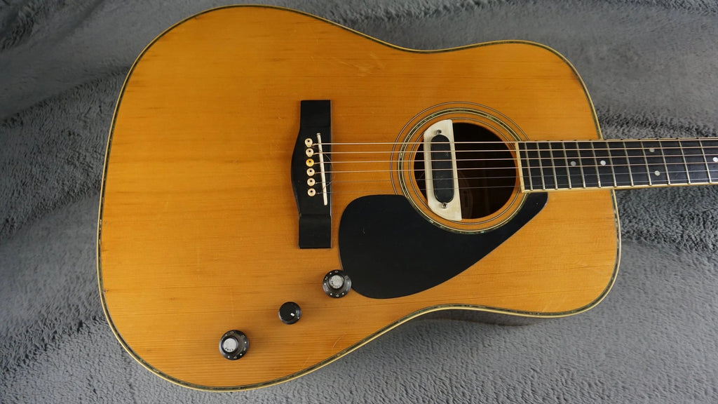 Yamaha FG-300D Japan Acoustic Guitar w/ Hard Case & Electronics