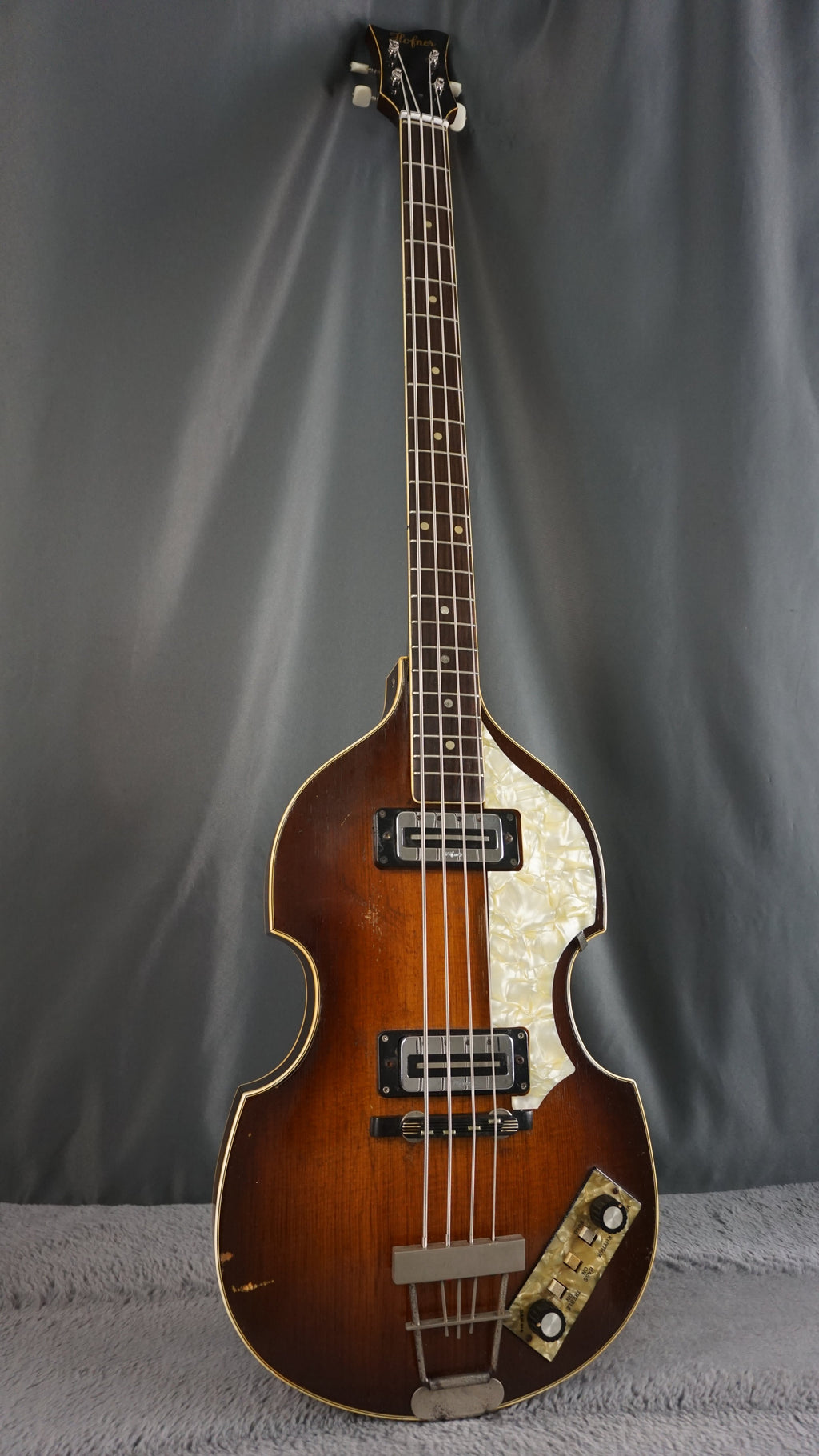 Hofner 500/1 Violin Bass 1967 w/ Case (Professionally Restored)