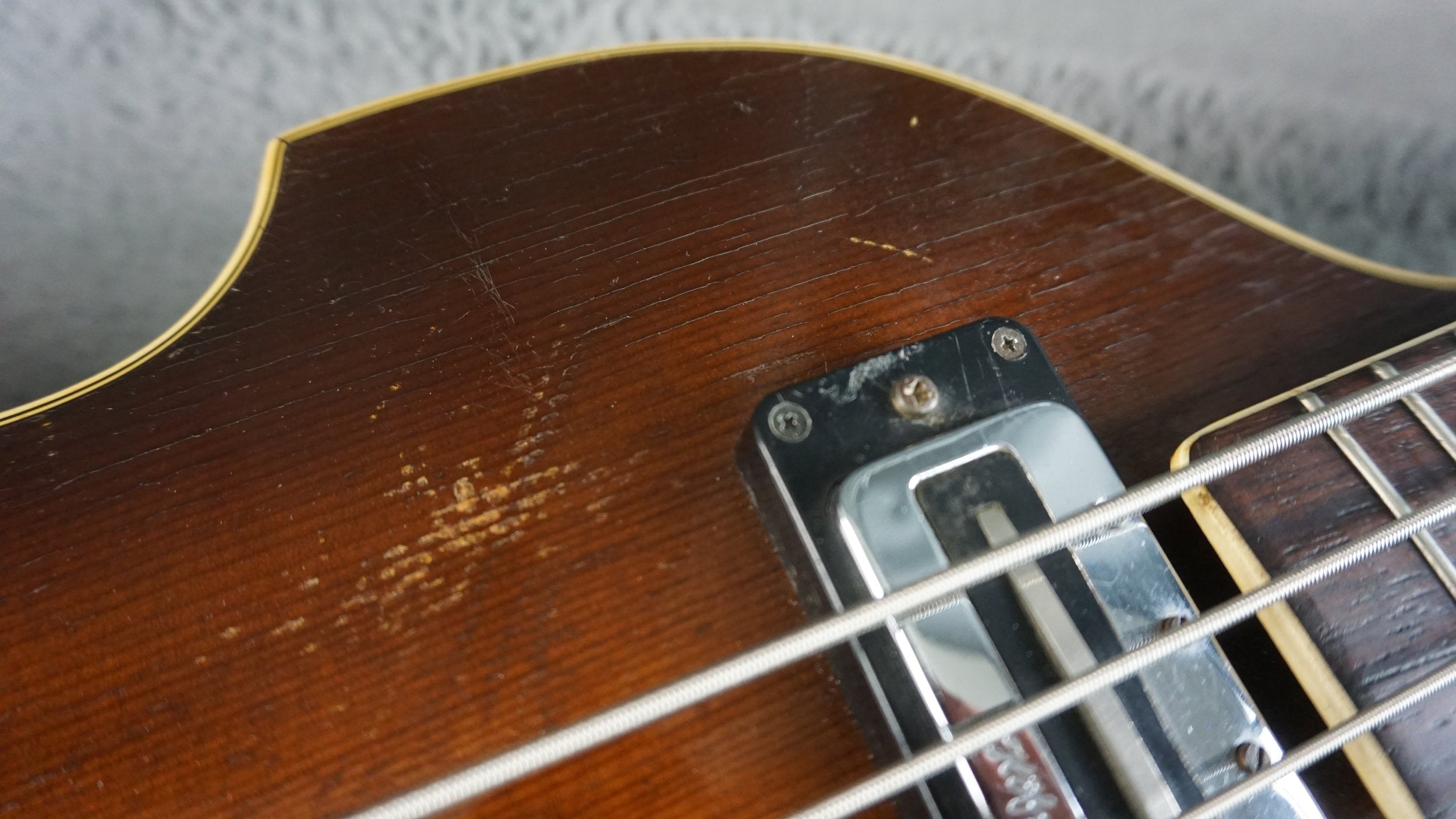 Hofner 500/1 Violin Bass 1967 w/ Case (Professionally Restored)