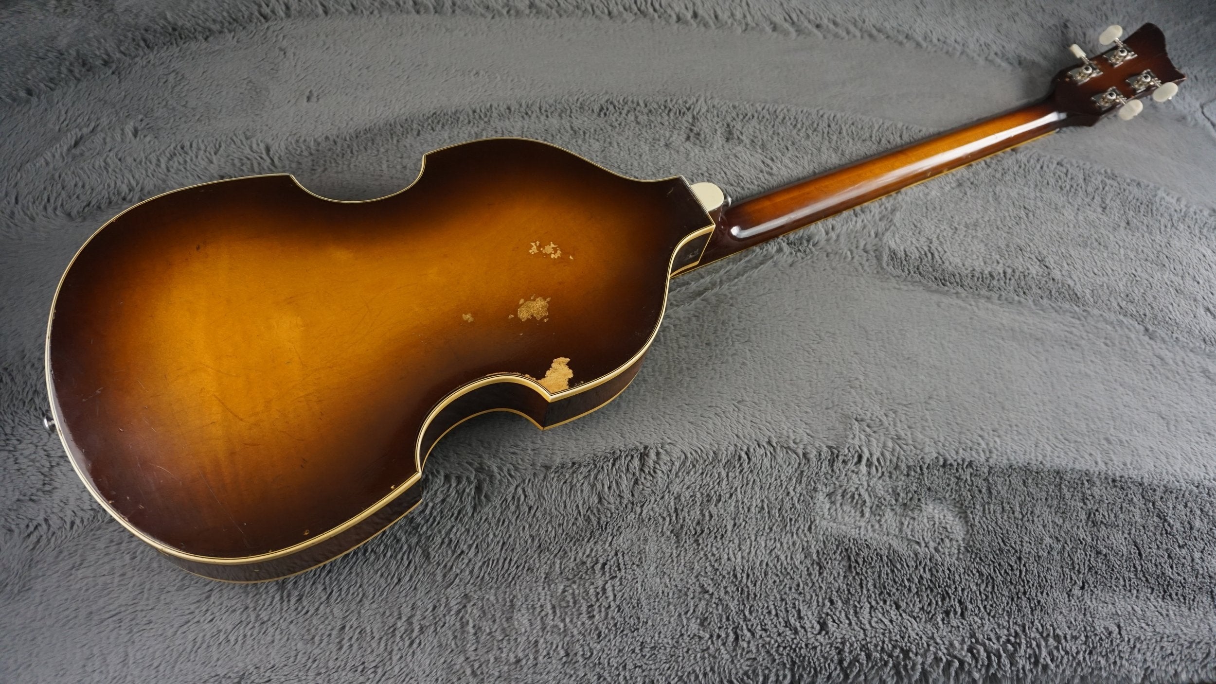 Hofner 500/1 Violin Bass 1967 w/ Case (Professionally Restored)