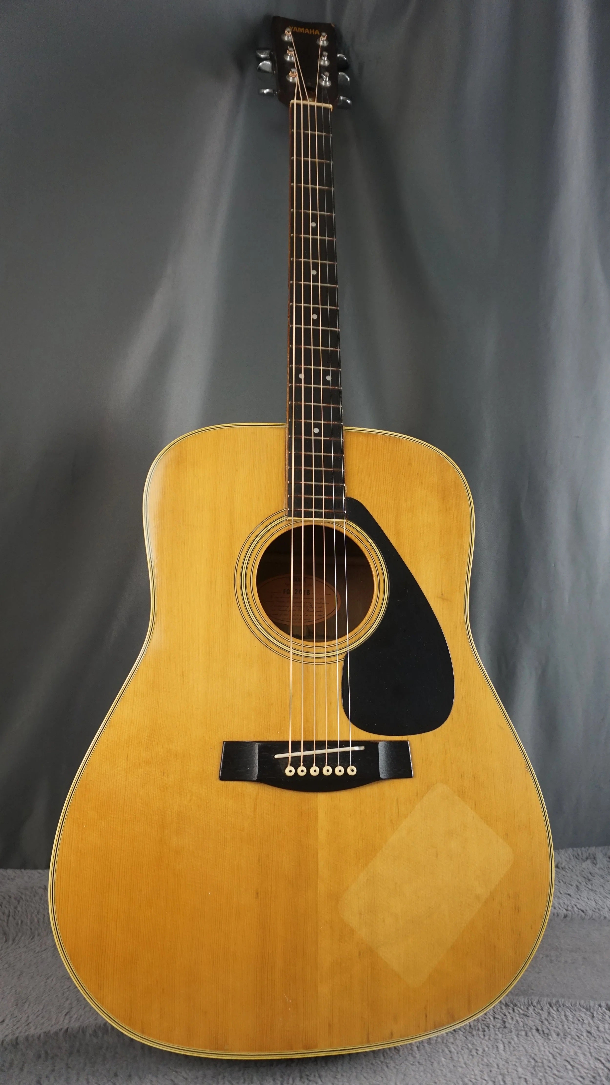 Yamaha FG-201B Japan Acoustic Guitar