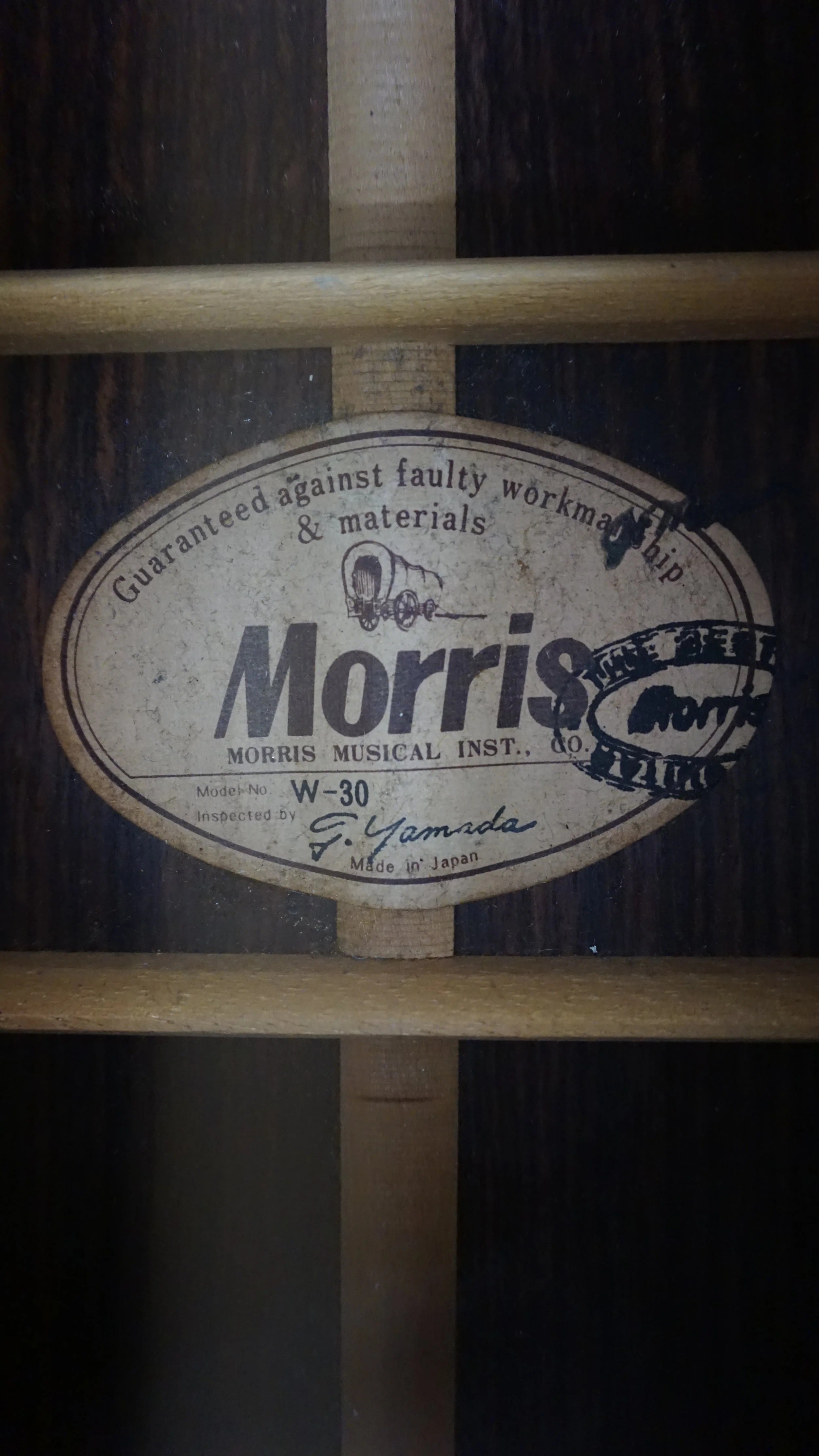 Morris W-30 Japan Acoustic Guitar w/ Hard Case