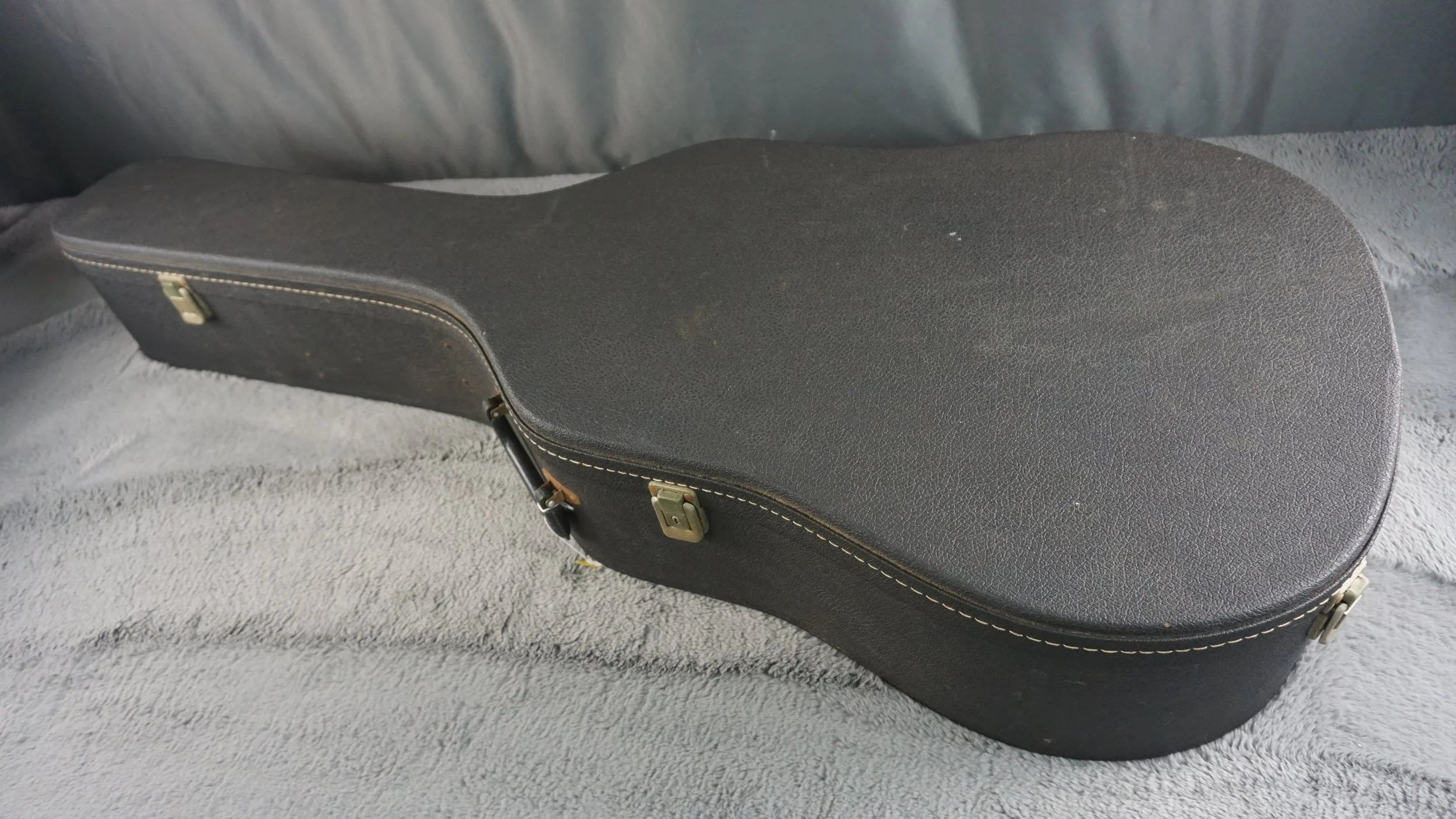 Morris W-30 Japan Acoustic Guitar w/ Hard Case