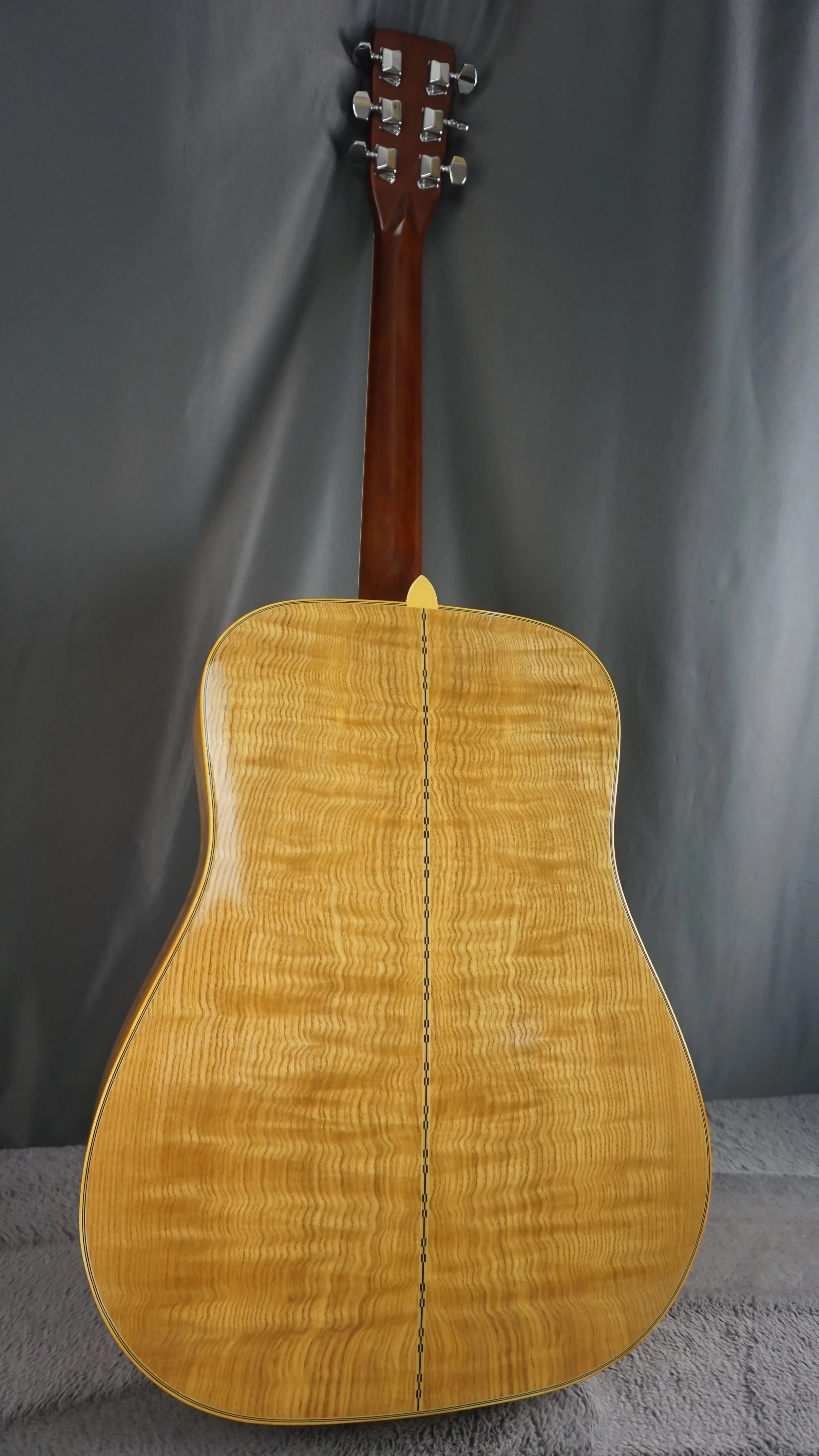 Pearl Folk Acoustic Guitar - Curly Maple - Japan Acoustic Guitar w/ Hard Case