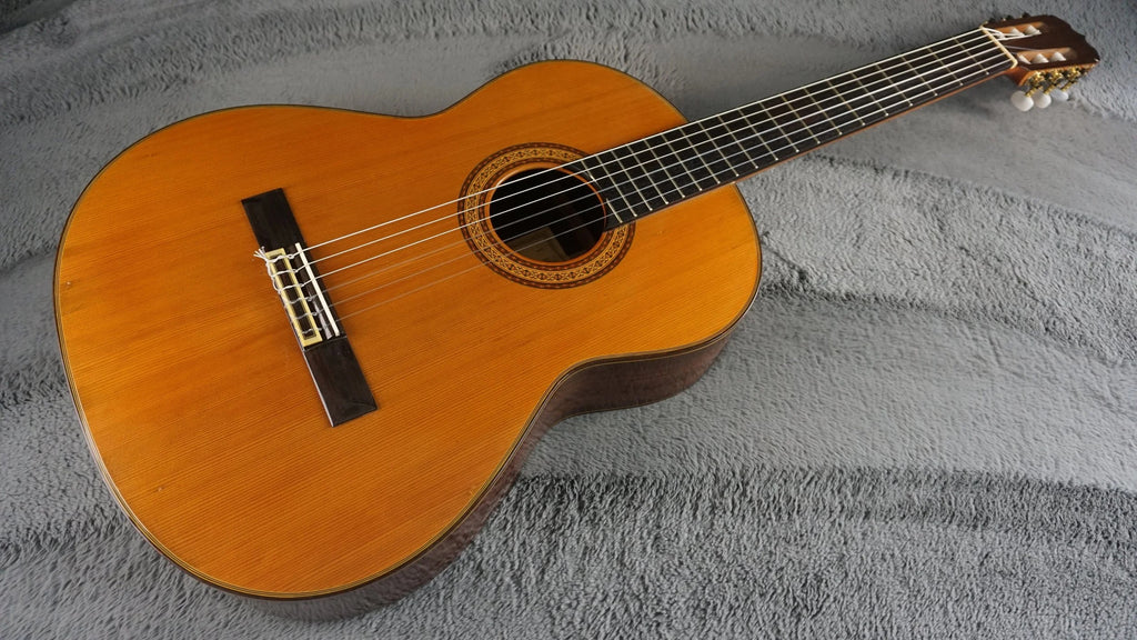 T. Matsuoka M50 Japan Classical Guitar w/ Hard Case