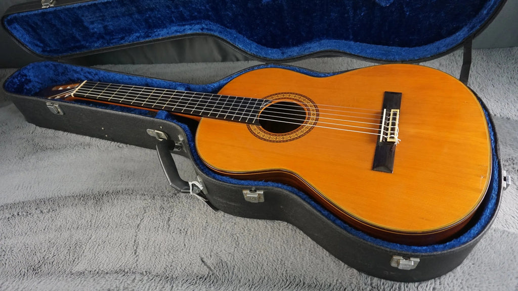 T. Matsuoka M50 Japan Classical Guitar w/ Hard Case