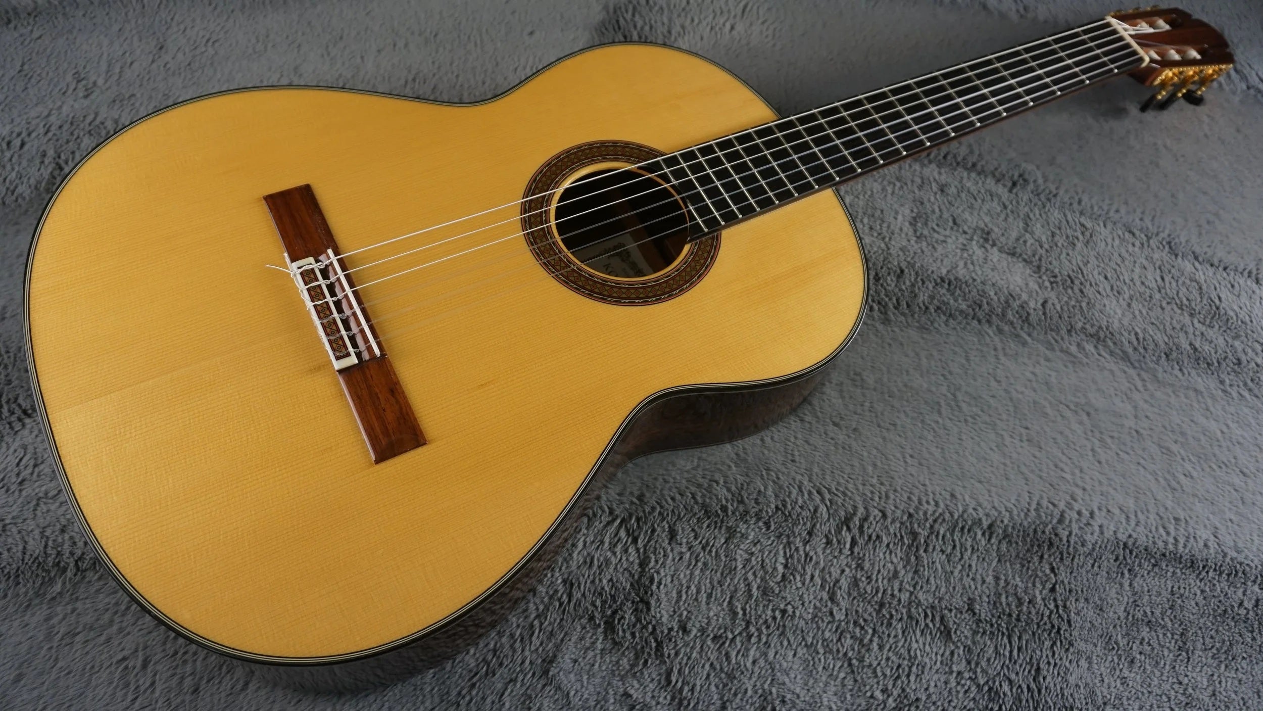 Kodaira AST100 Handmade Classical Guitar Japan w/ Case